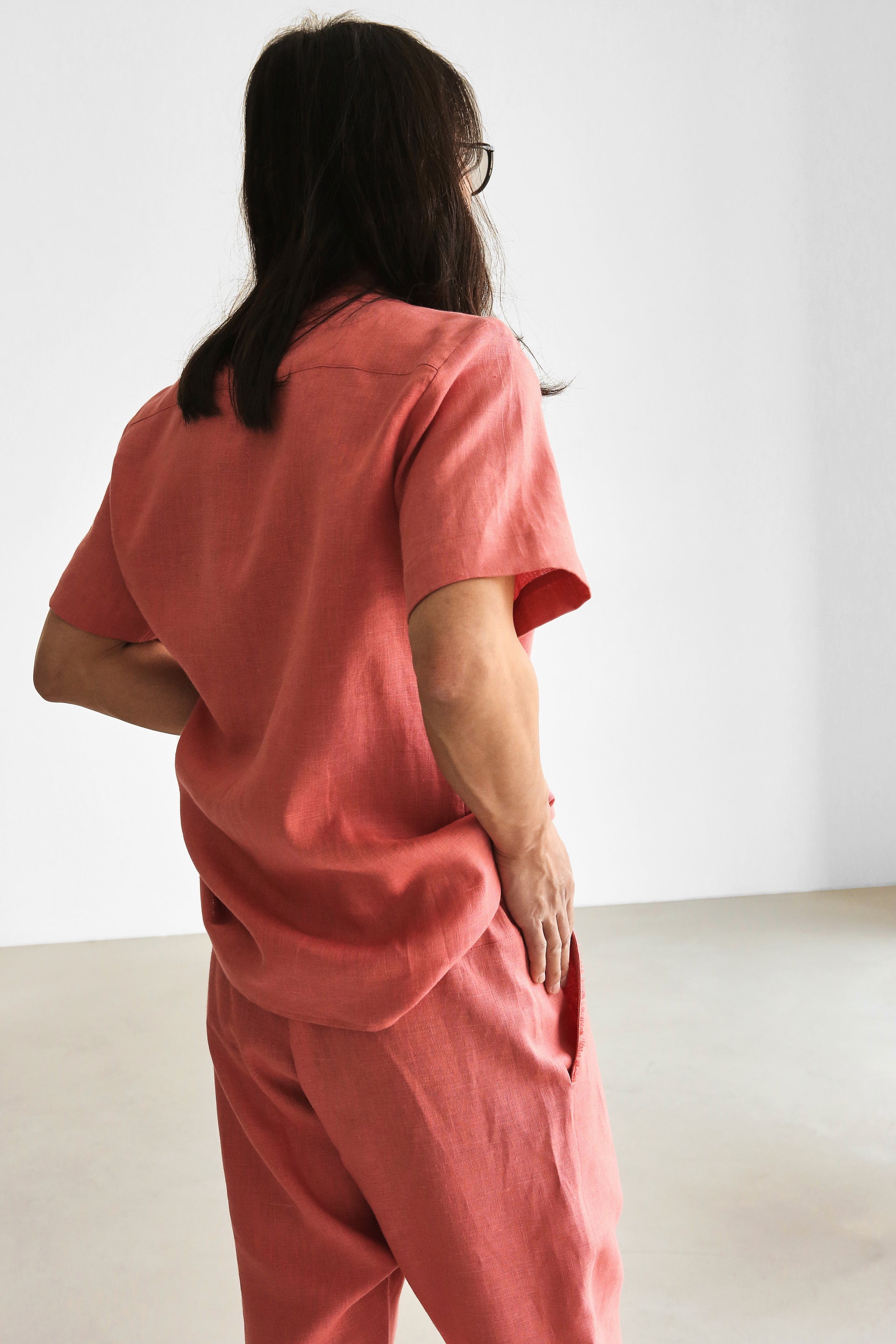 Men’s Short-Sleeved Linen Shirt OLIVE in Peach