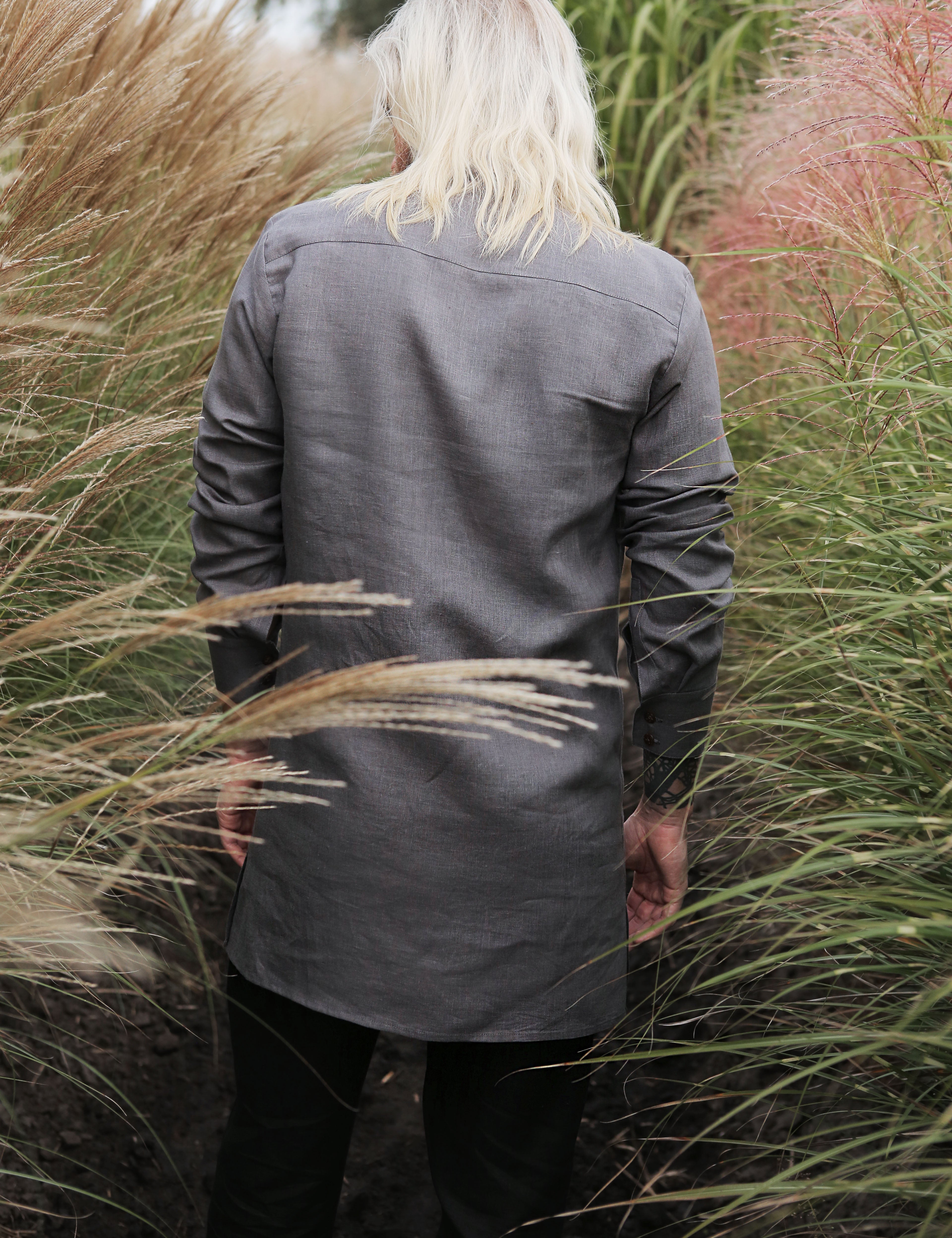 Men’s Long Linen Shirt OLIVE in Dark grey