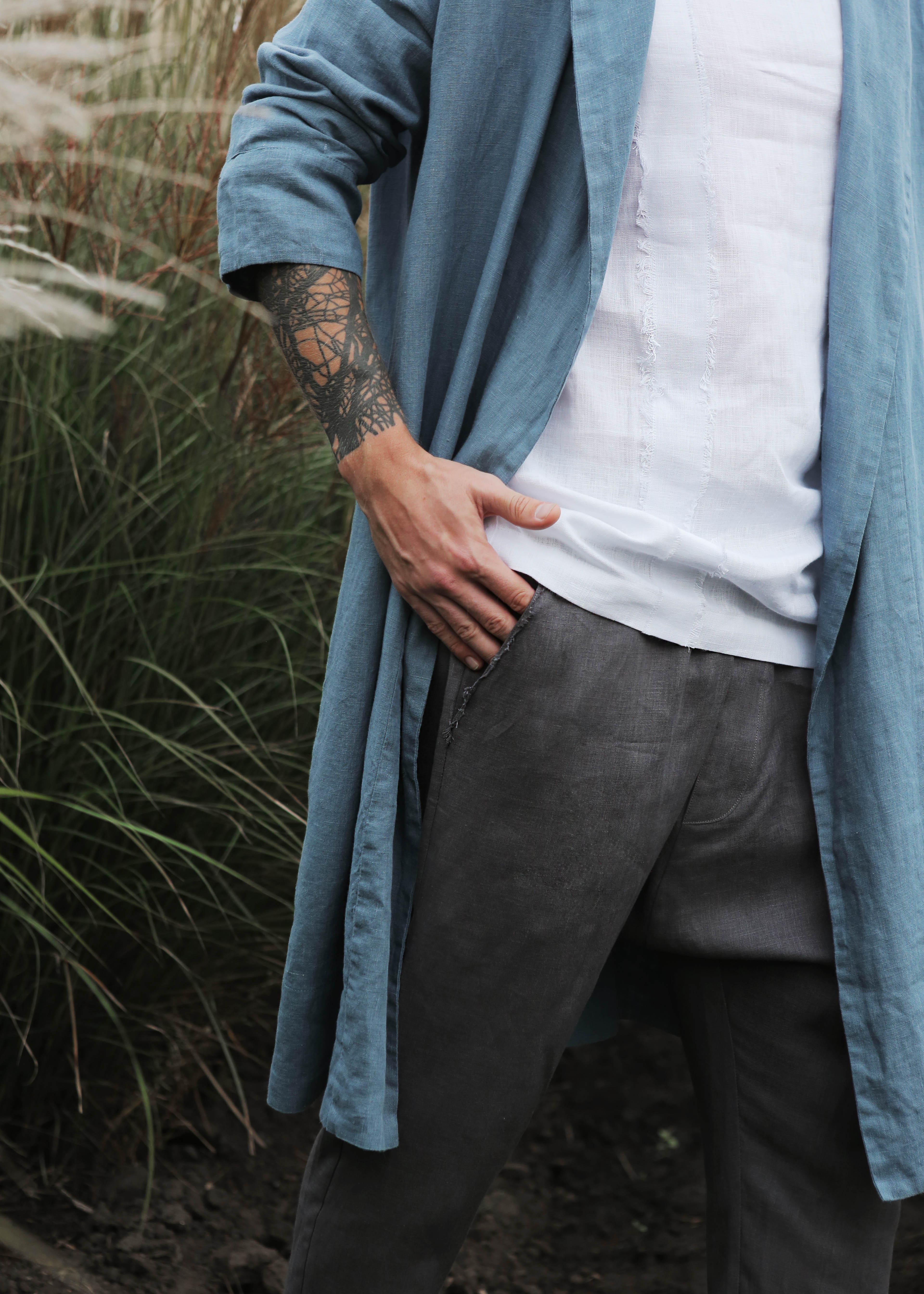 Men’s linen bathrobe JUNIPER in Blue grey