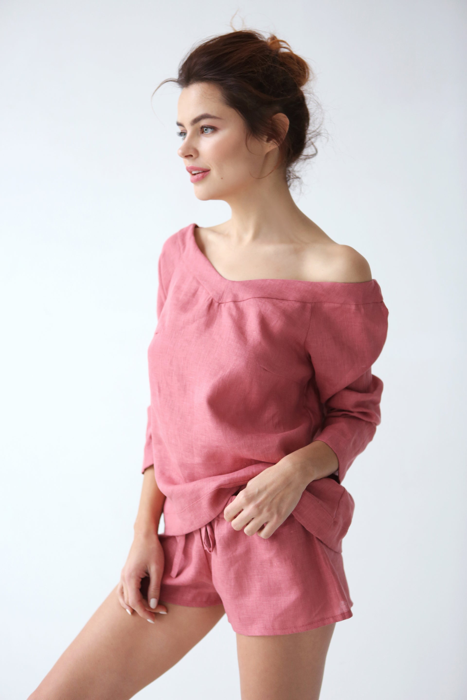 Women’s Linen Shorts LIANA in Peach