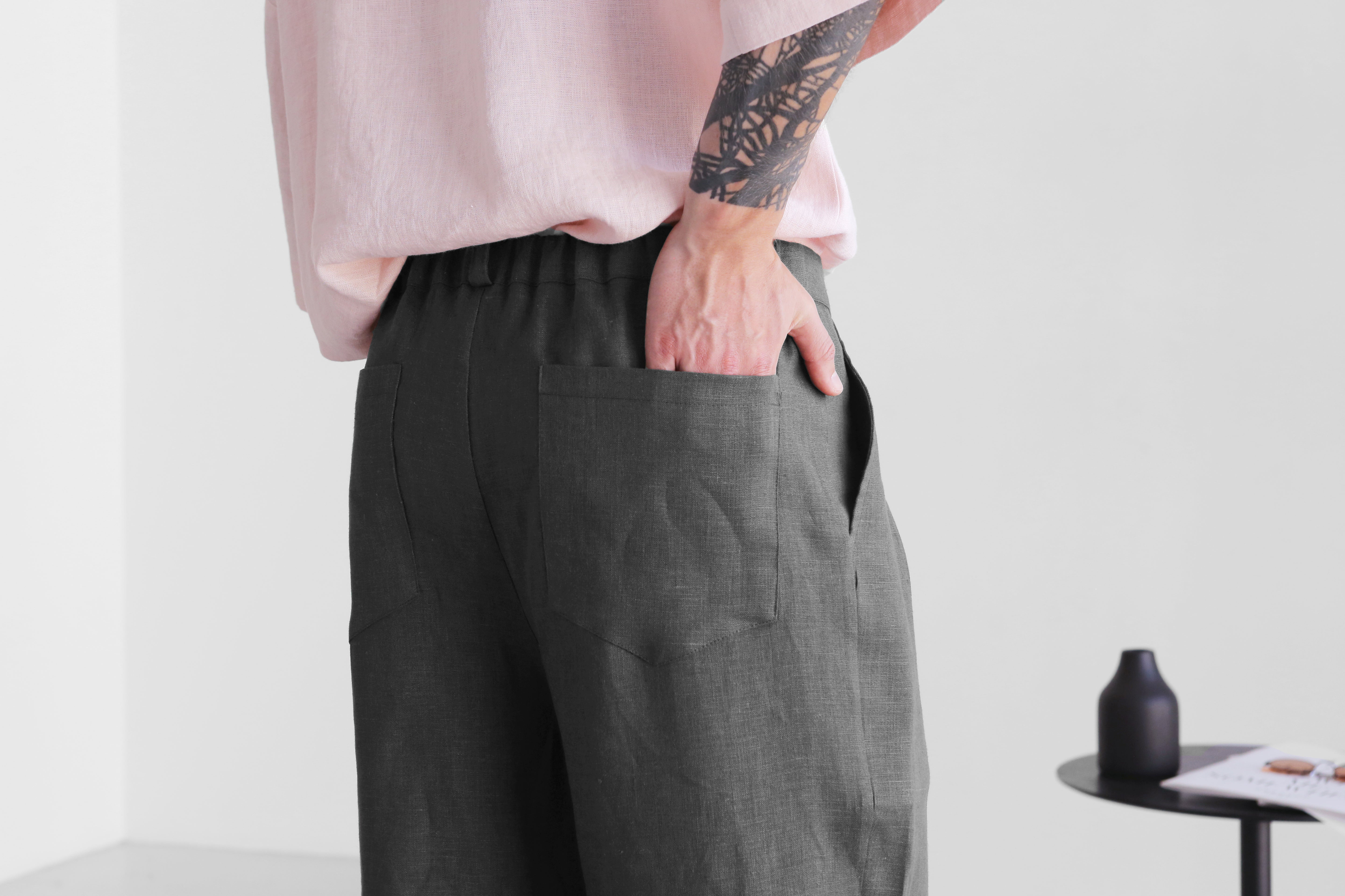 Loose Pleated Pants CEDAR in Dark grey