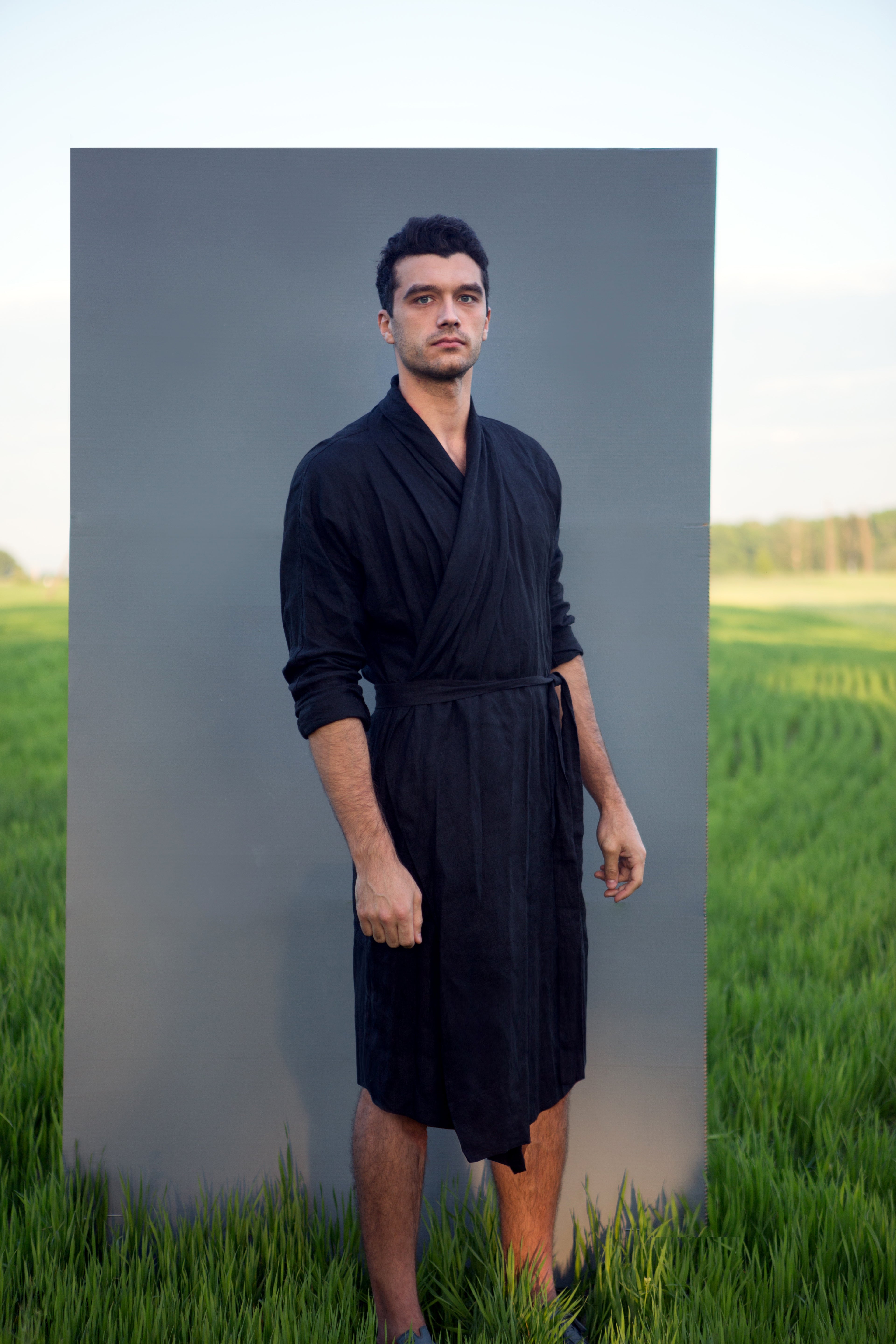 Men’s linen robe JUNIPER in Black