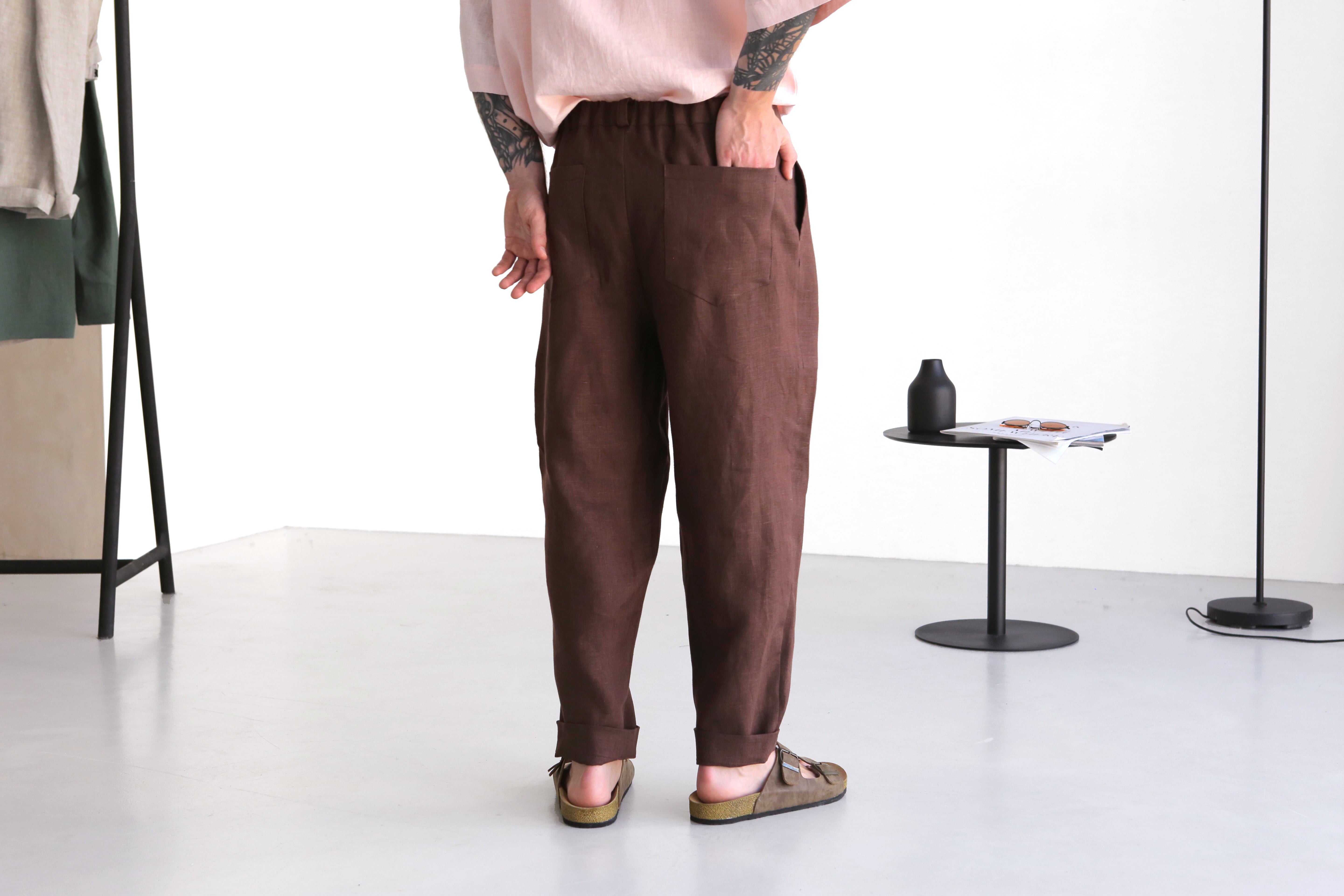 Loose Pleated Pants CEDAR in Brown