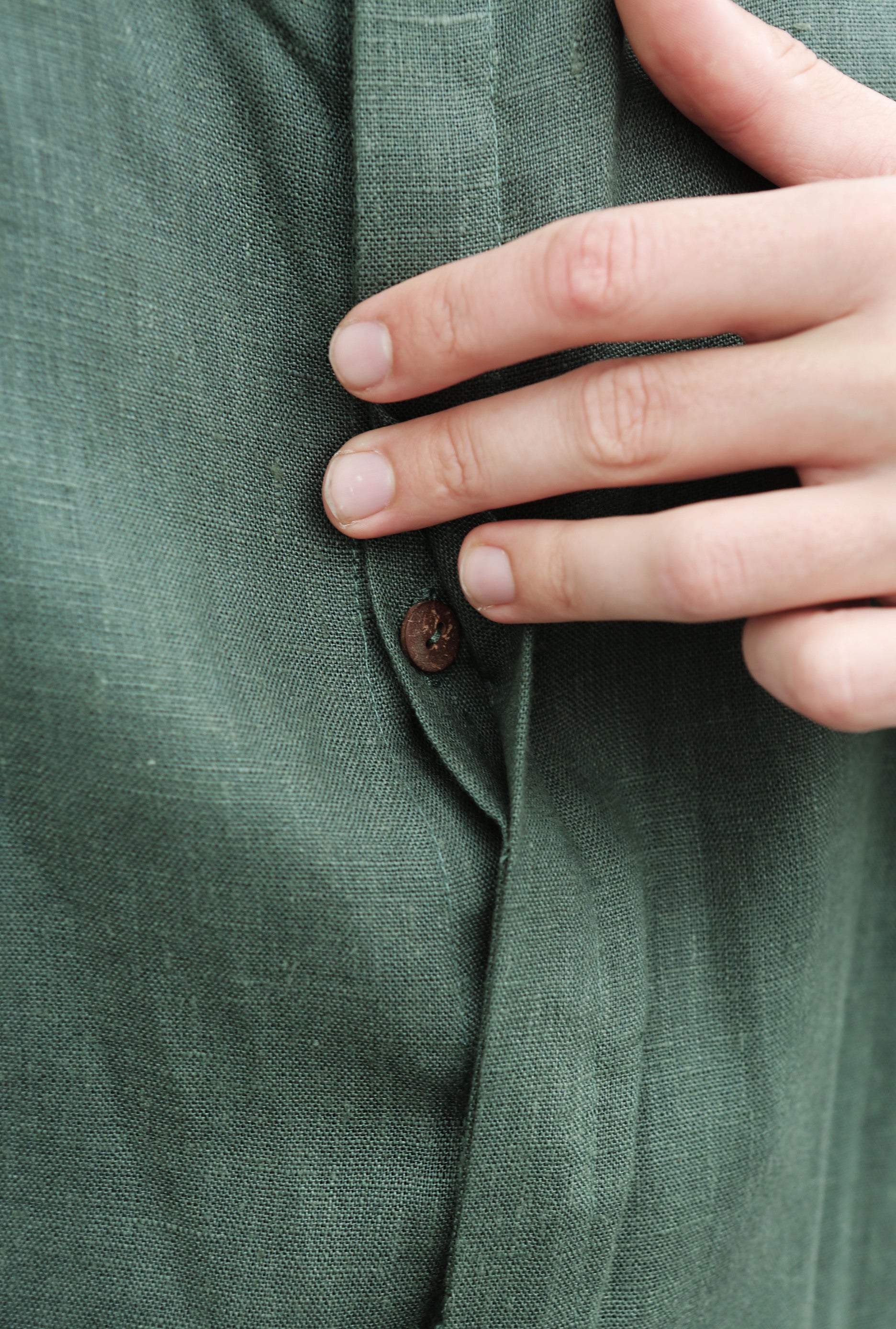 Men’s Linen Shirt OLIVE in Green