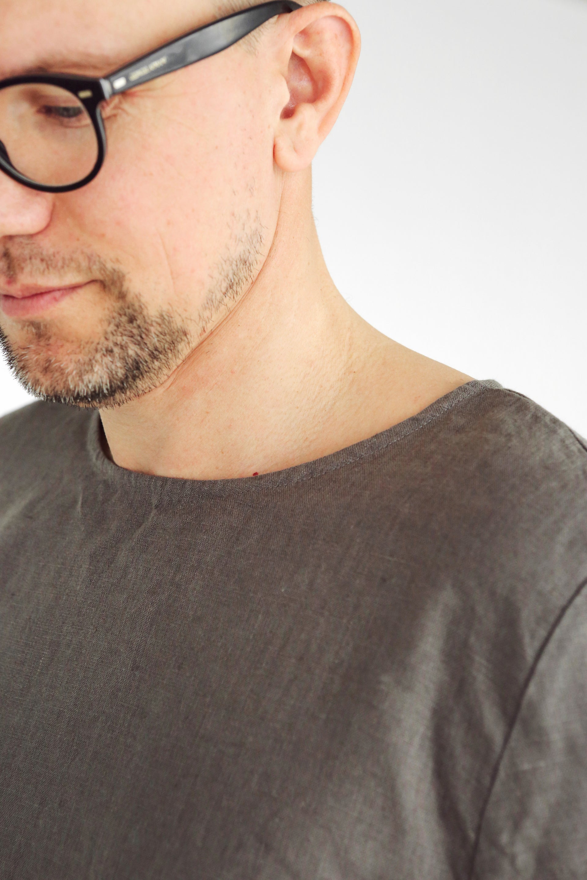 Men’s Linen Tunic MAPLE in Dark grey