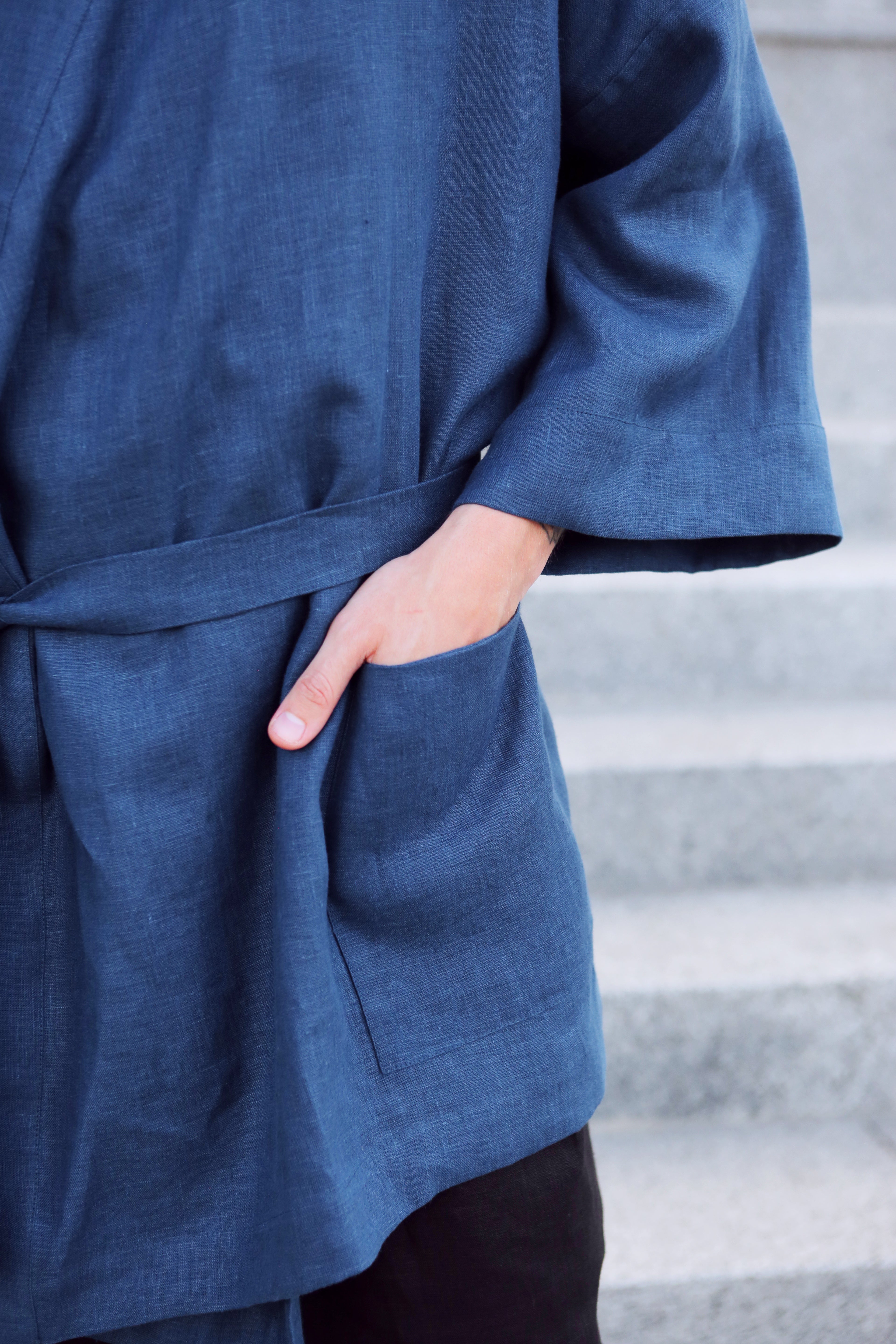 Men’s linen kimono SUGI in Navy blue