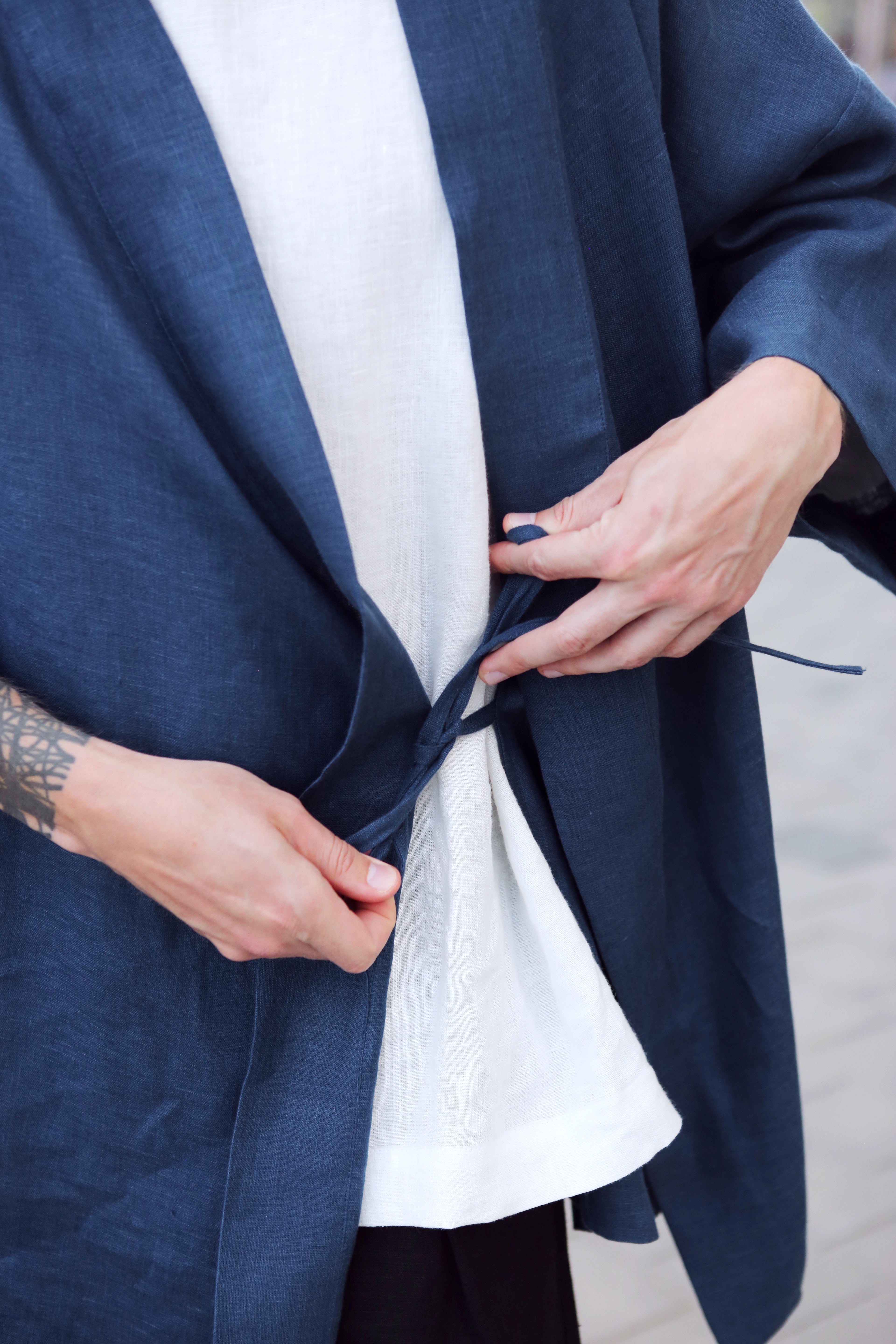 Men’s linen kimono SUGI in Navy blue