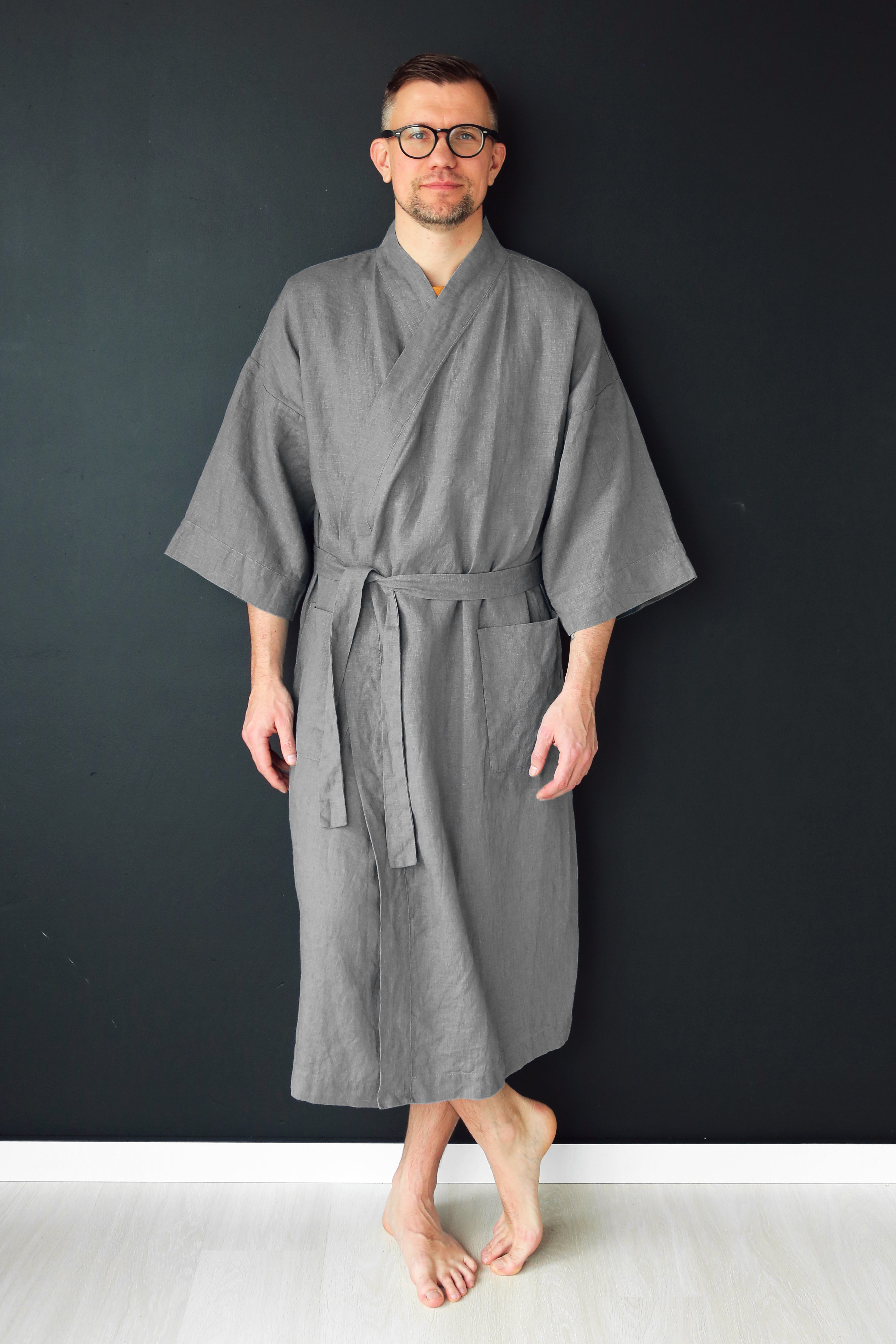 Men’s linen kimono HINOKI in Dark grey