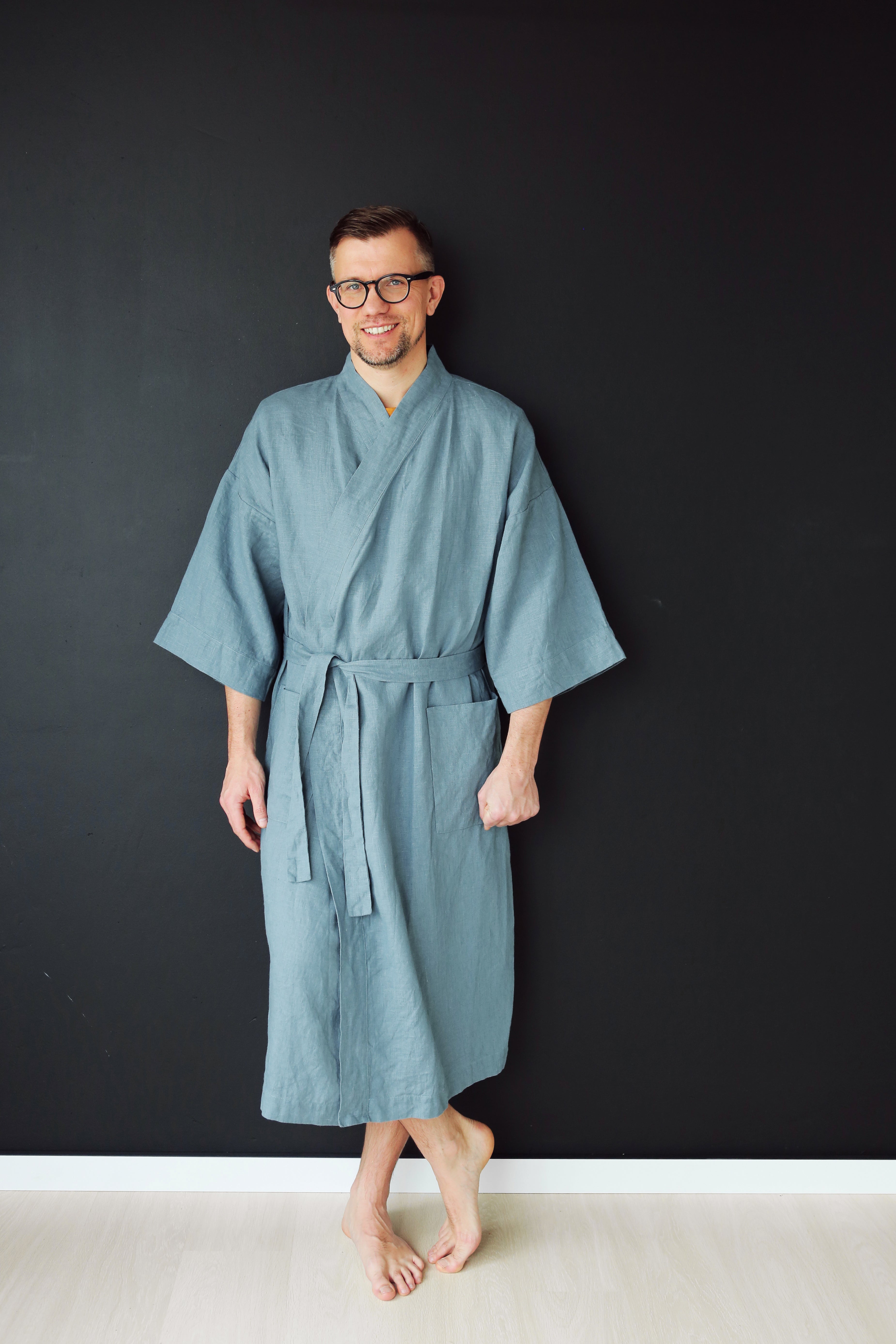 Men’s linen kimono HINOKI in Blue grey