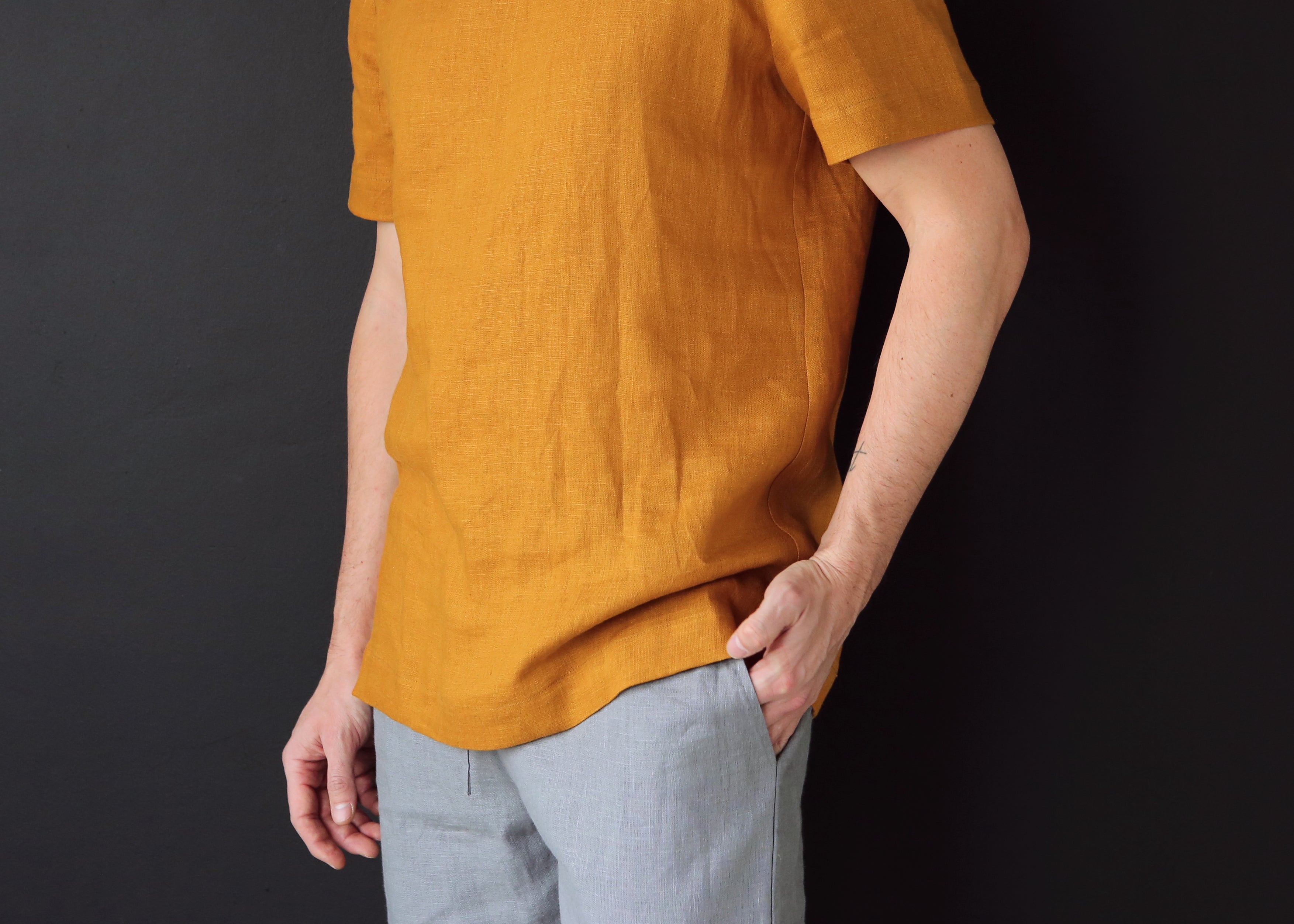 Men’s Linen T-Shirt LINDEN in Saffron