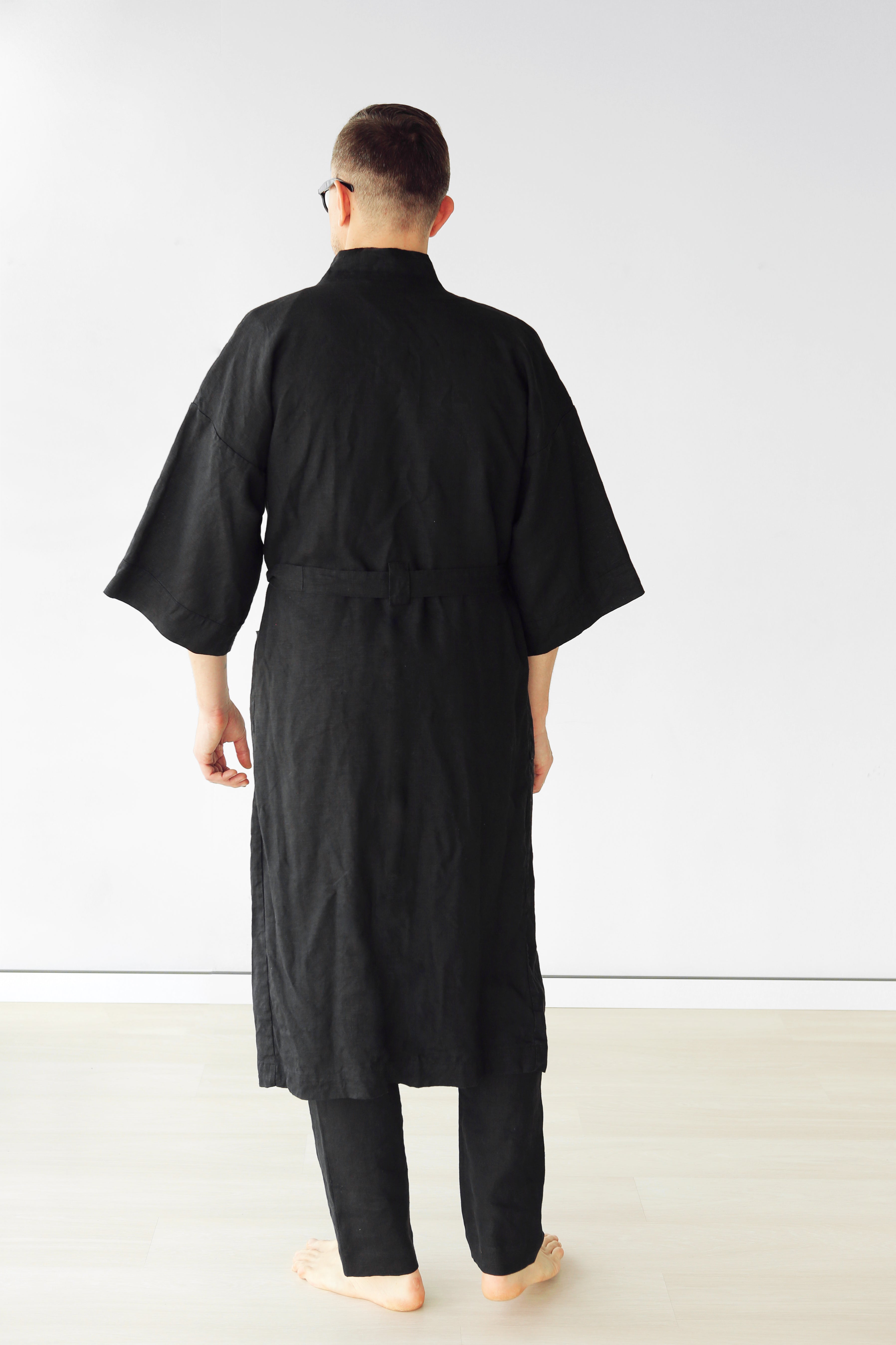 Men’s linen kimono HINOKI in Black