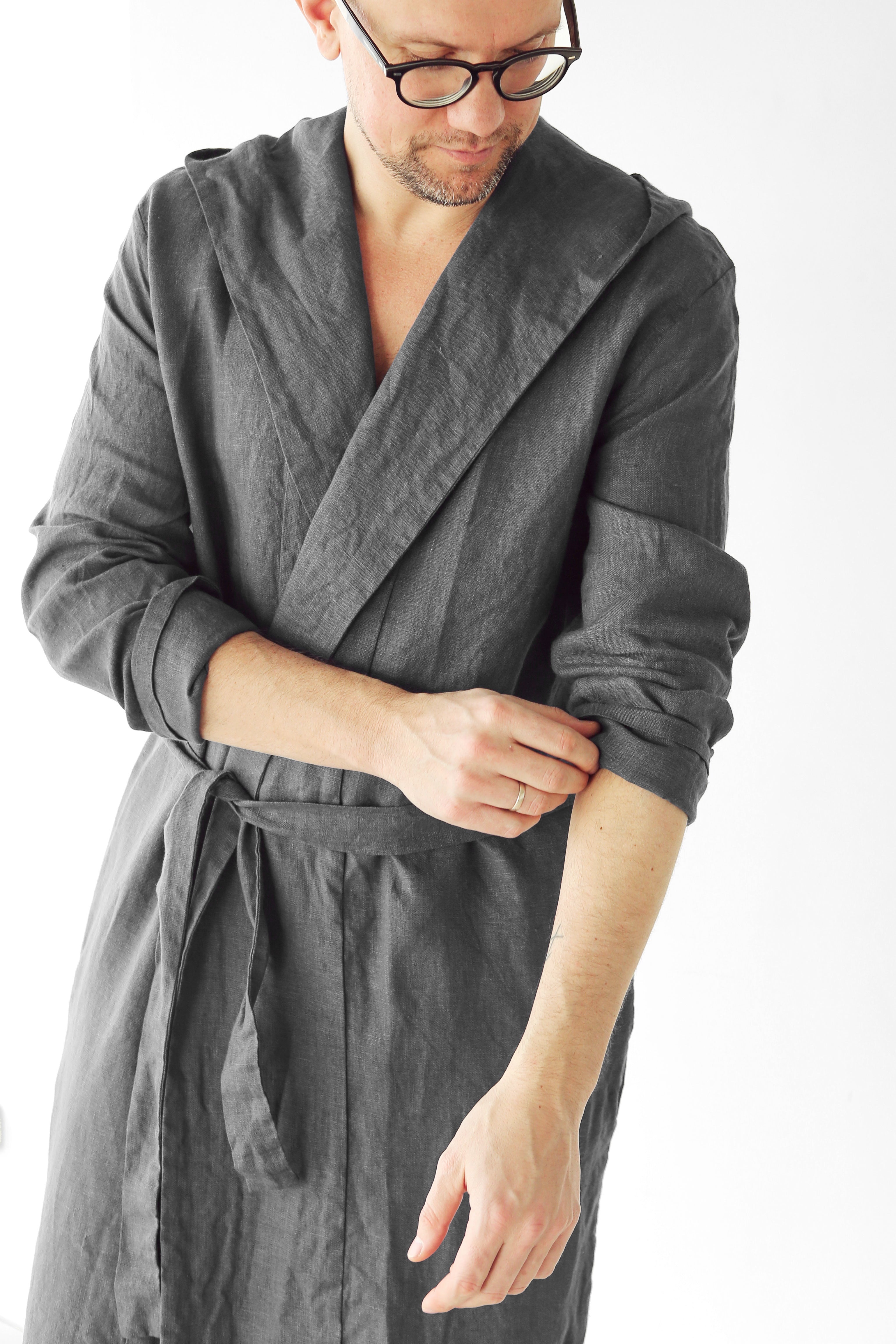 Men’s linen robe with a hood EVERGREEN LONG in Dark grey