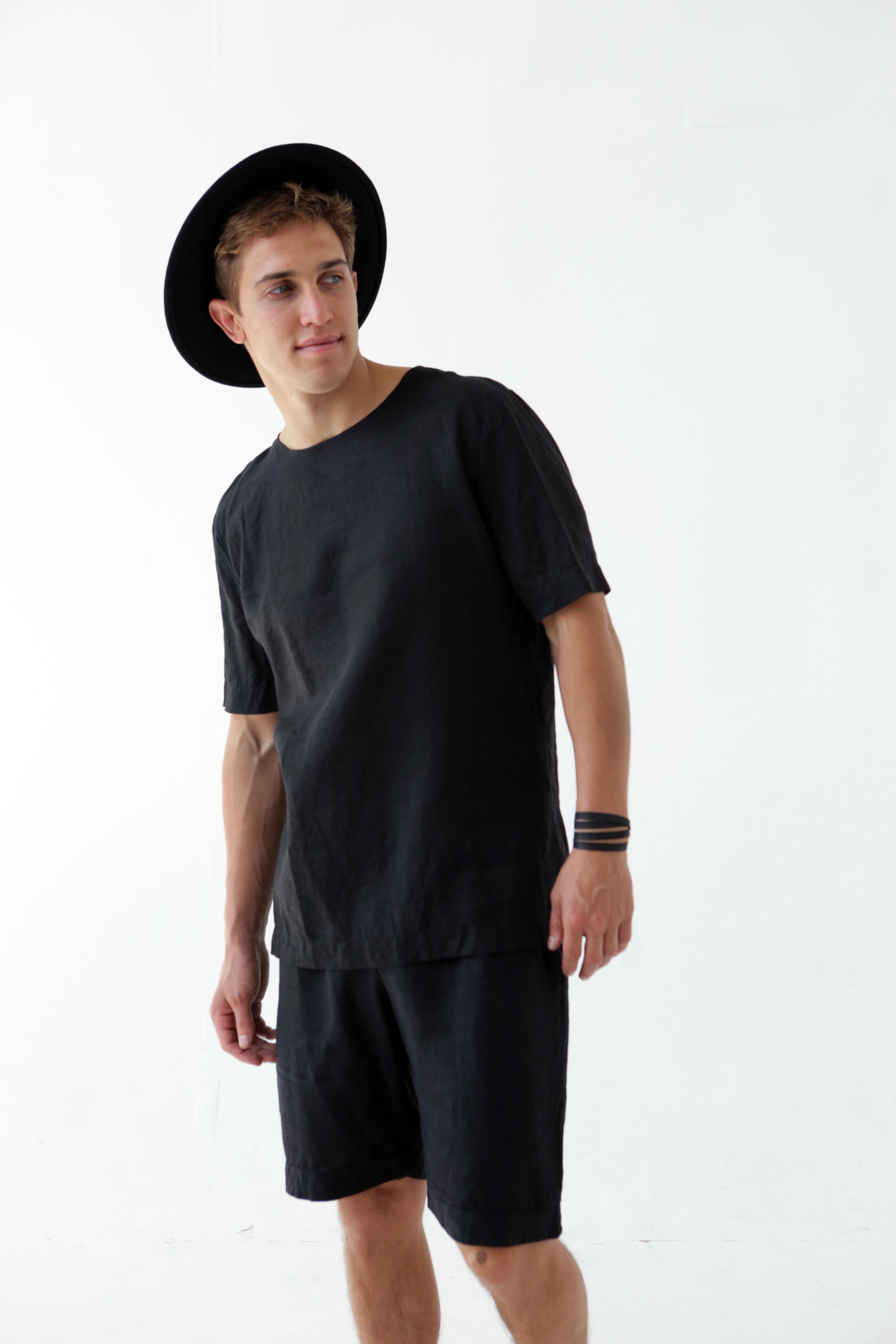 Men’s linen t-shirt LINDEN in Black