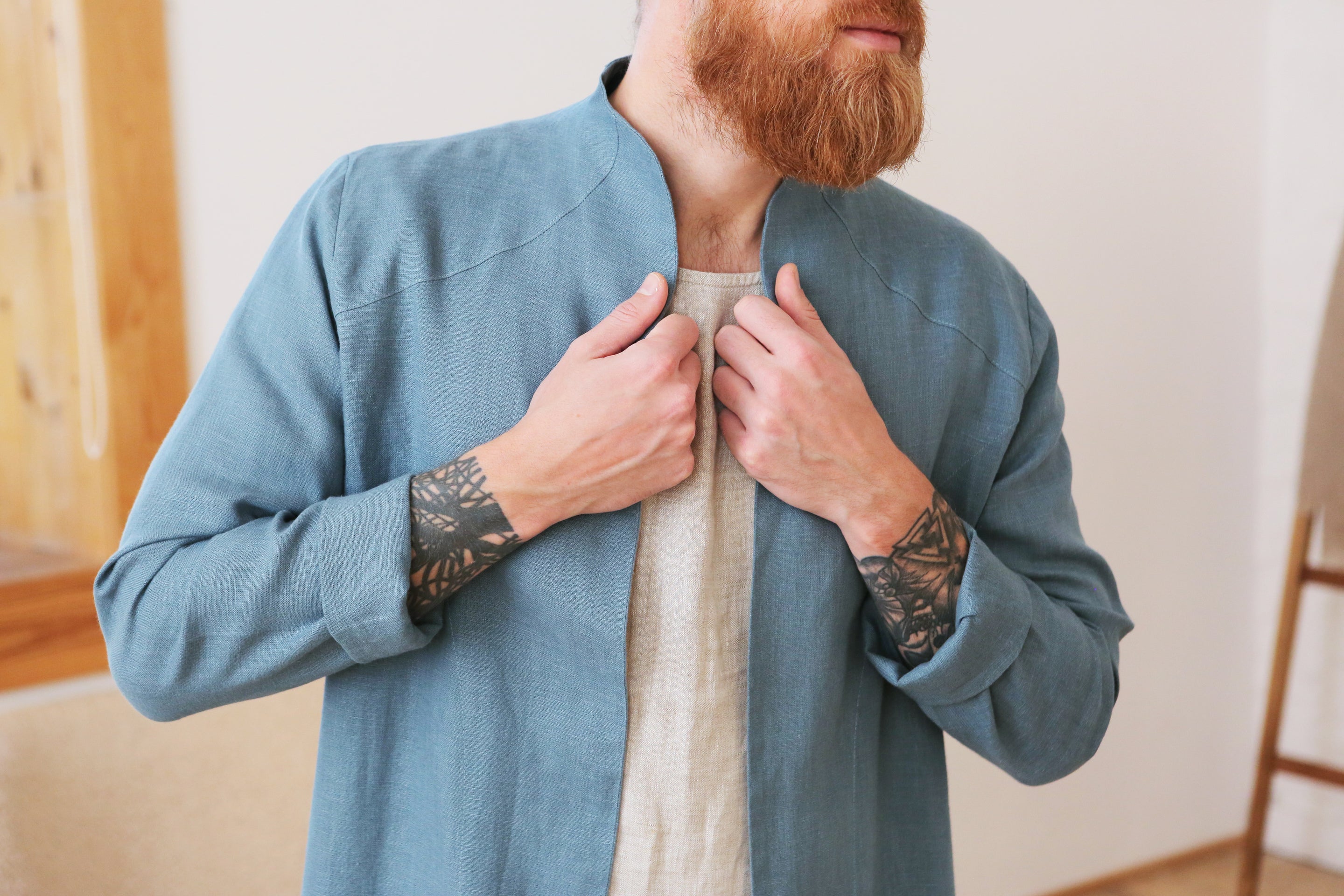 Men’s Linen Trench ALMOND in Blue grey