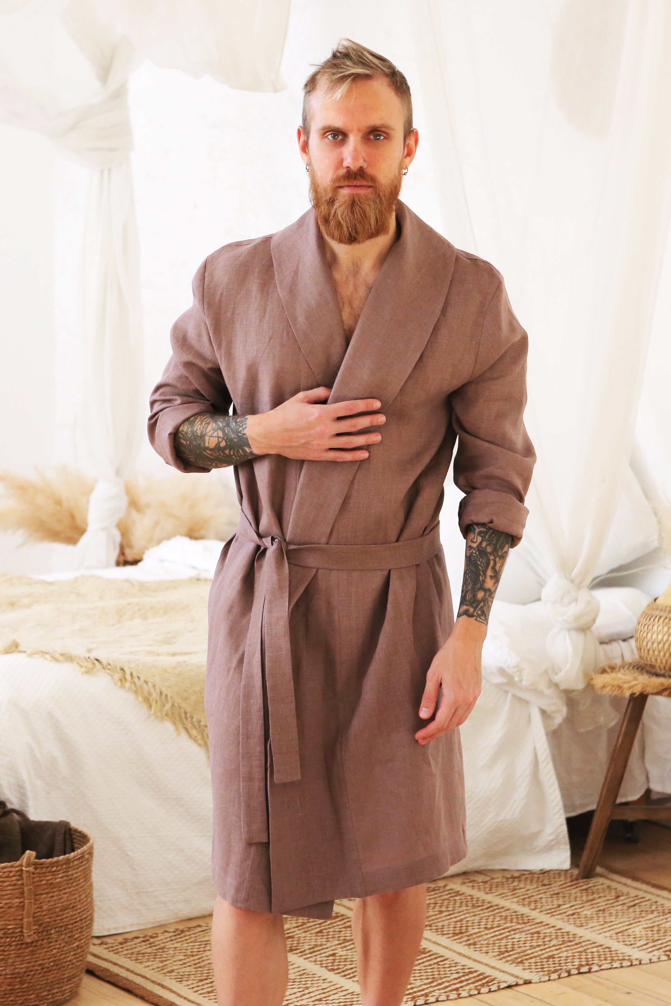 Men’s linen bathrobe JUNIPER in Latte
