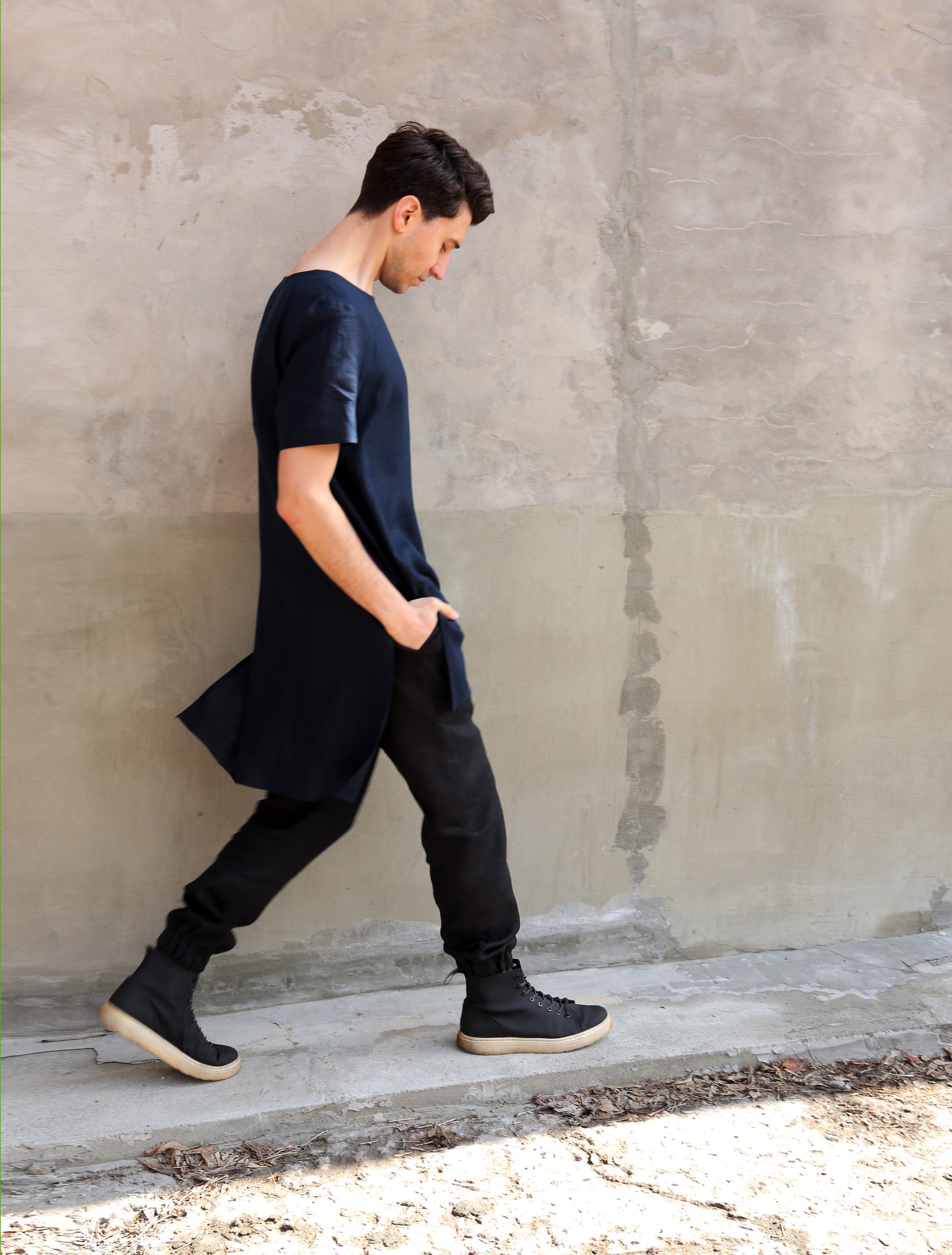 Men’s Long Linen T-Shirt LINDEN in Dark blue