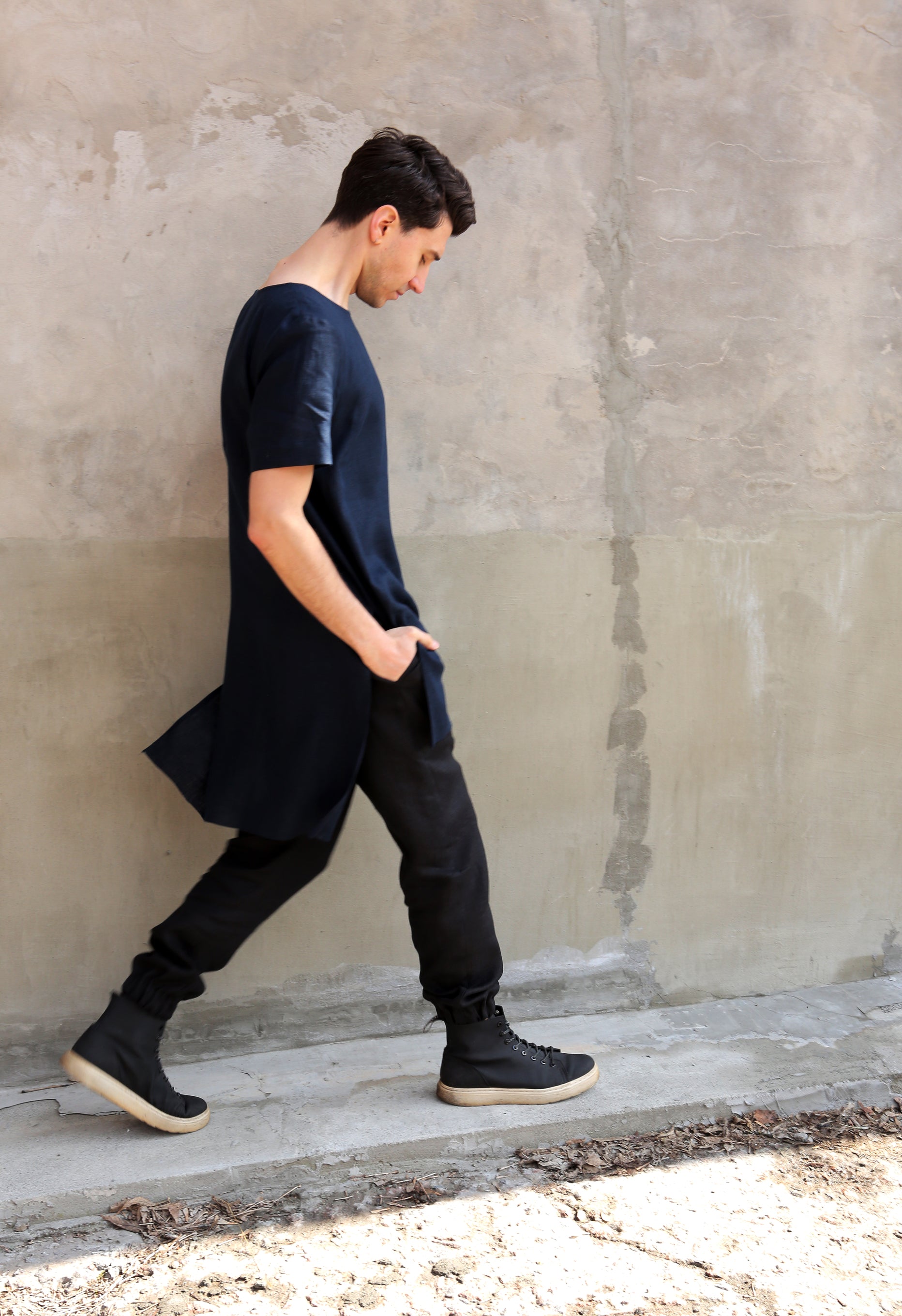 Men’s Long Linen T-Shirt LINDEN in Dark blue