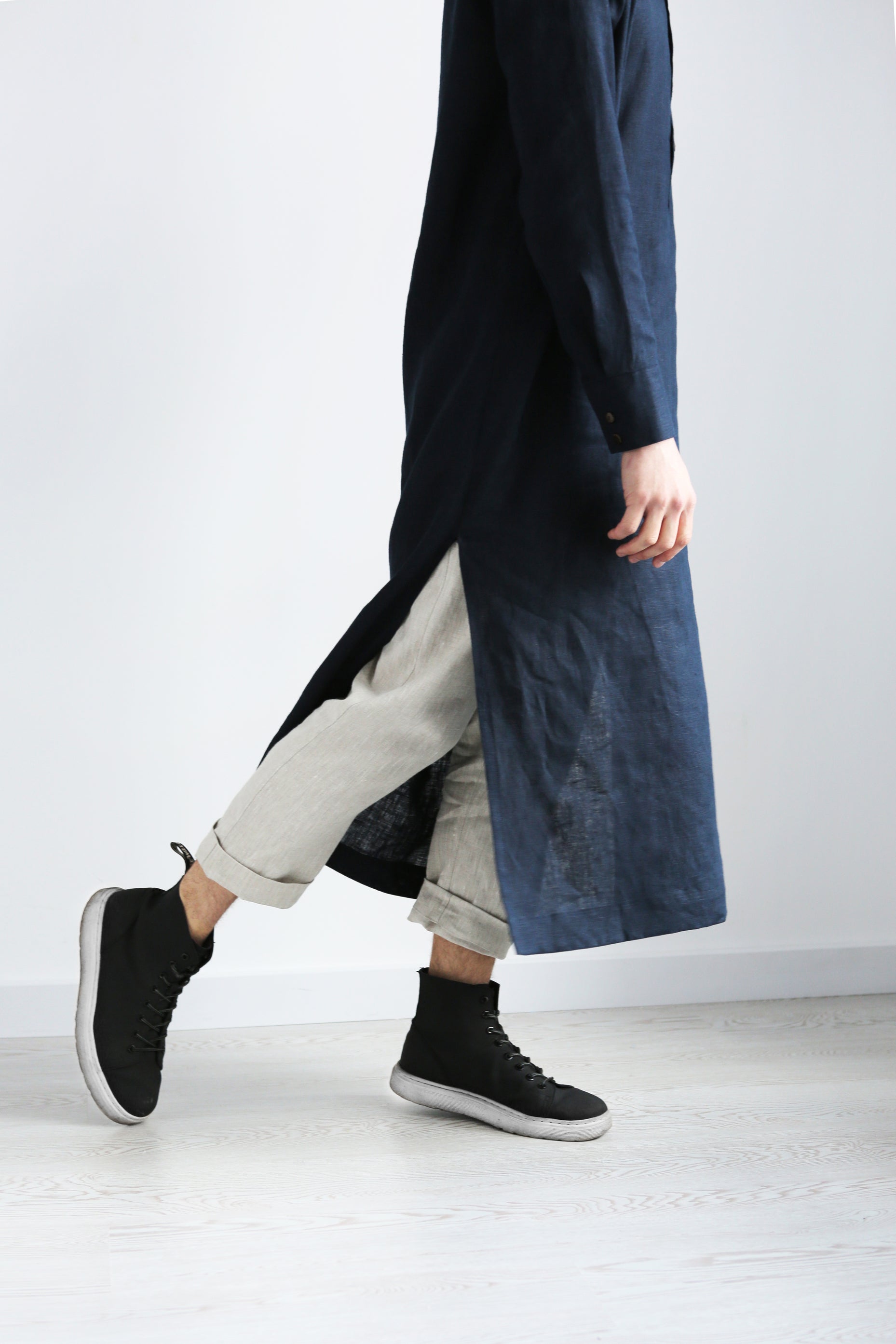 Men’s Long Linen Shirt, Kaftan CYPRESS in Dark blue