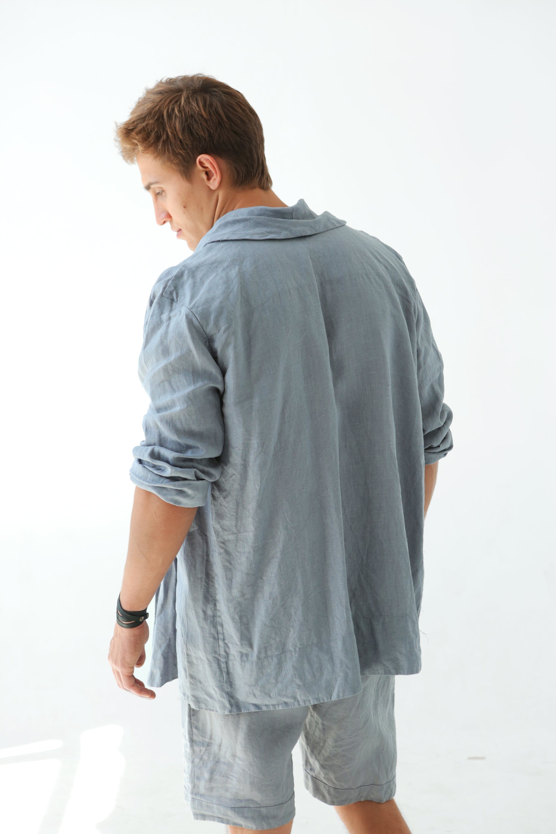 Men’s Linen Cardigan WALNUT in Light grey