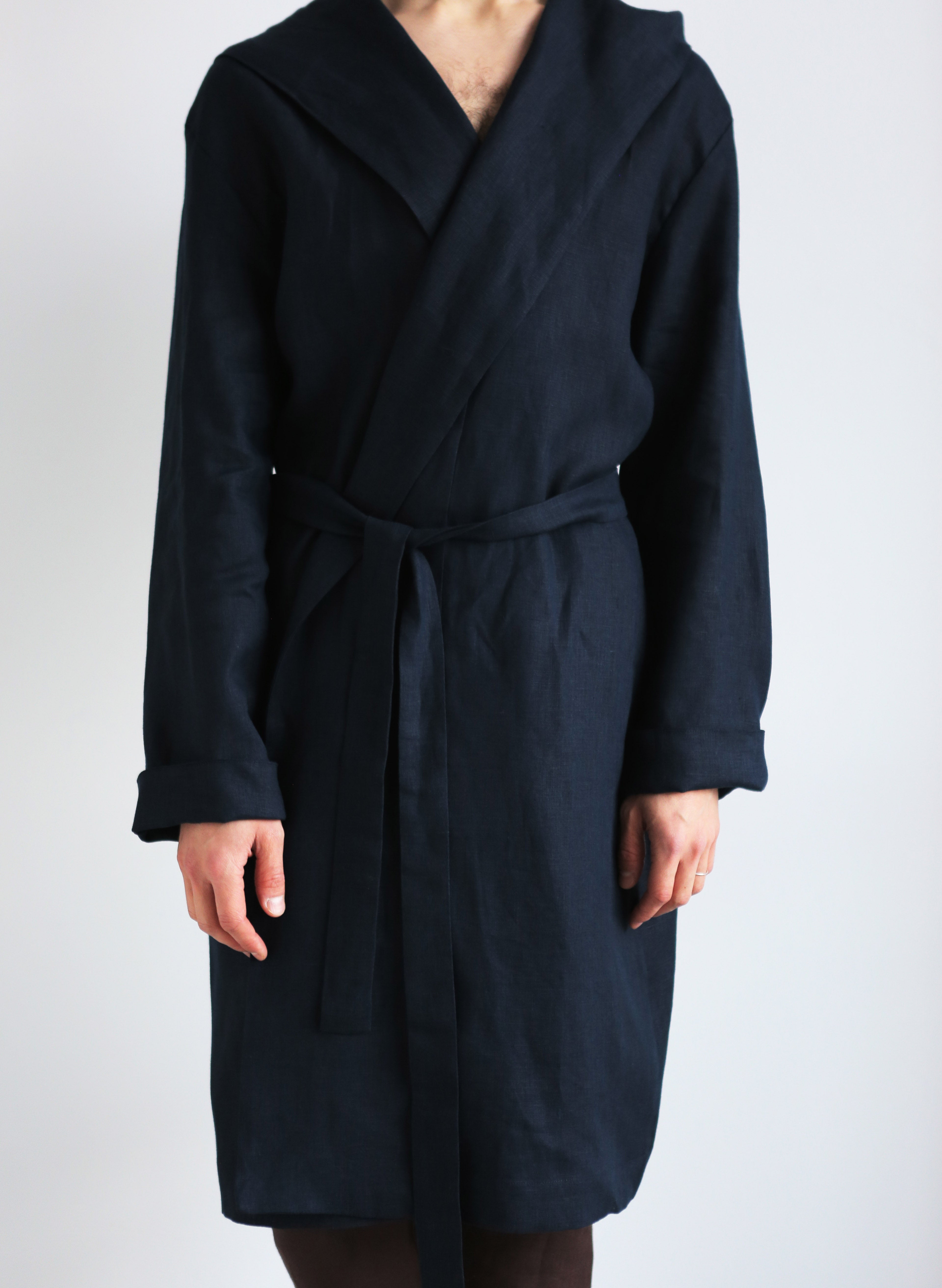 Men’s linen robe with a hood EVERGREEN in Dark blue