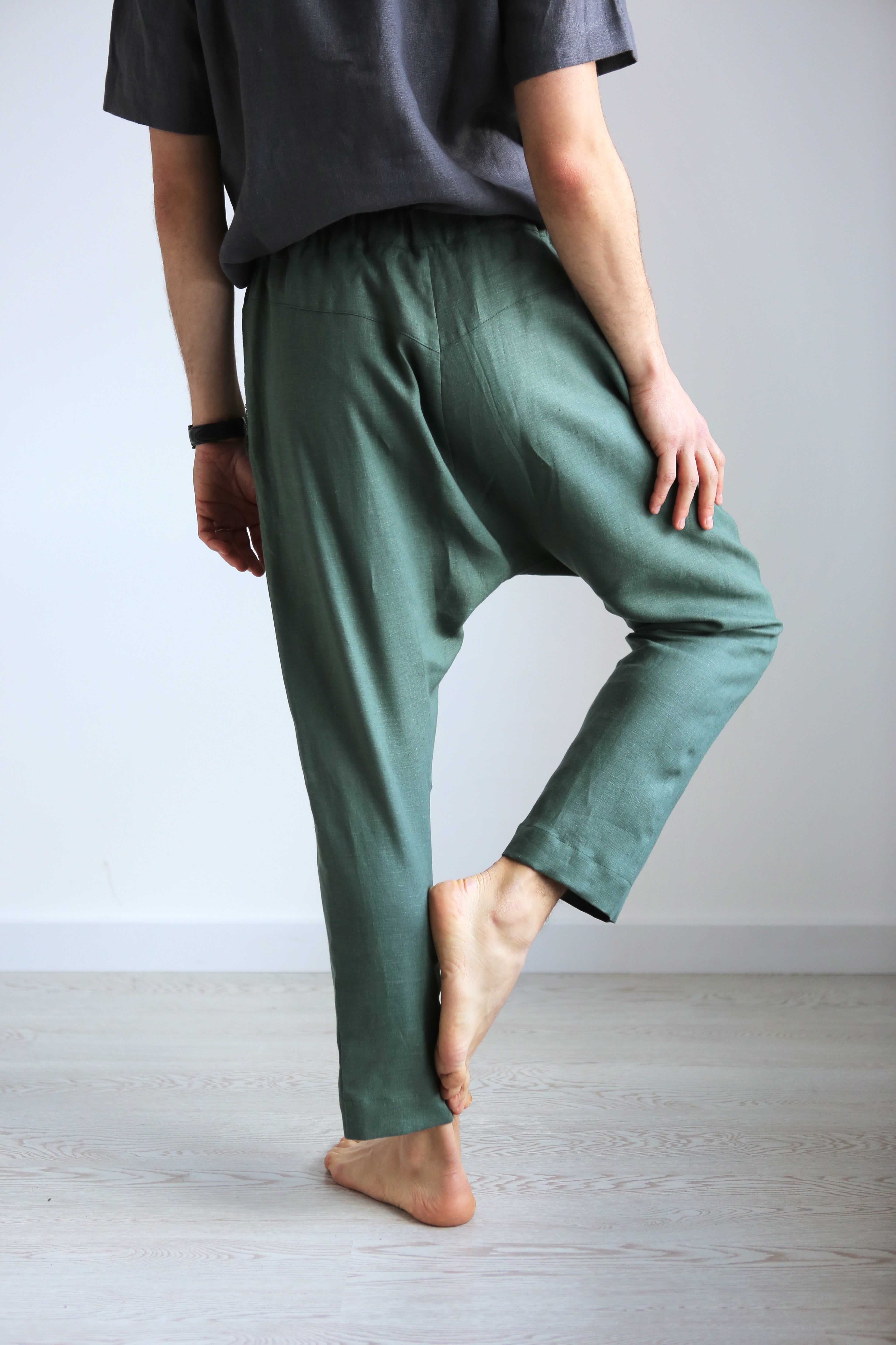 Men’s baggy linen pants HAWTHORN in Green