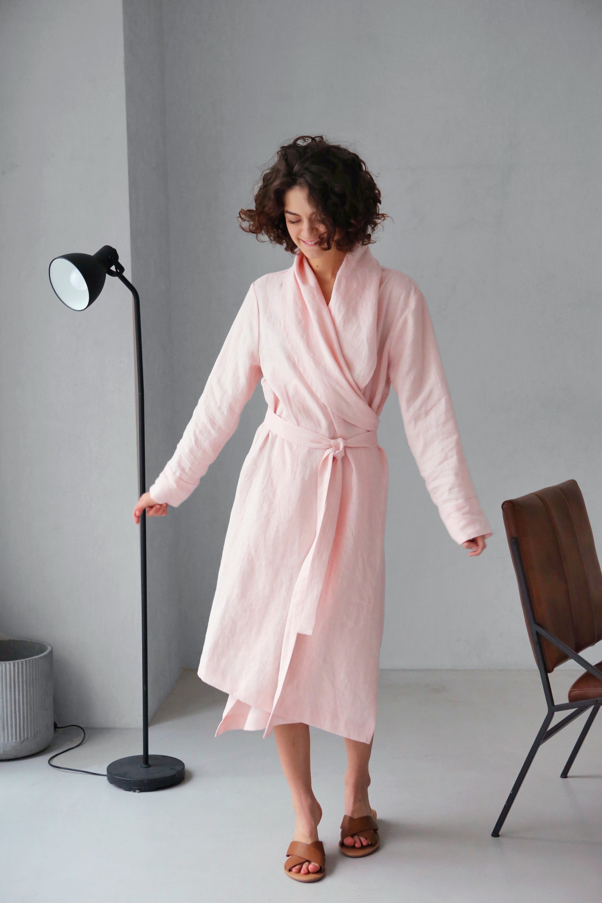 Women’s Linen Bathrobe Calla in Light pink
