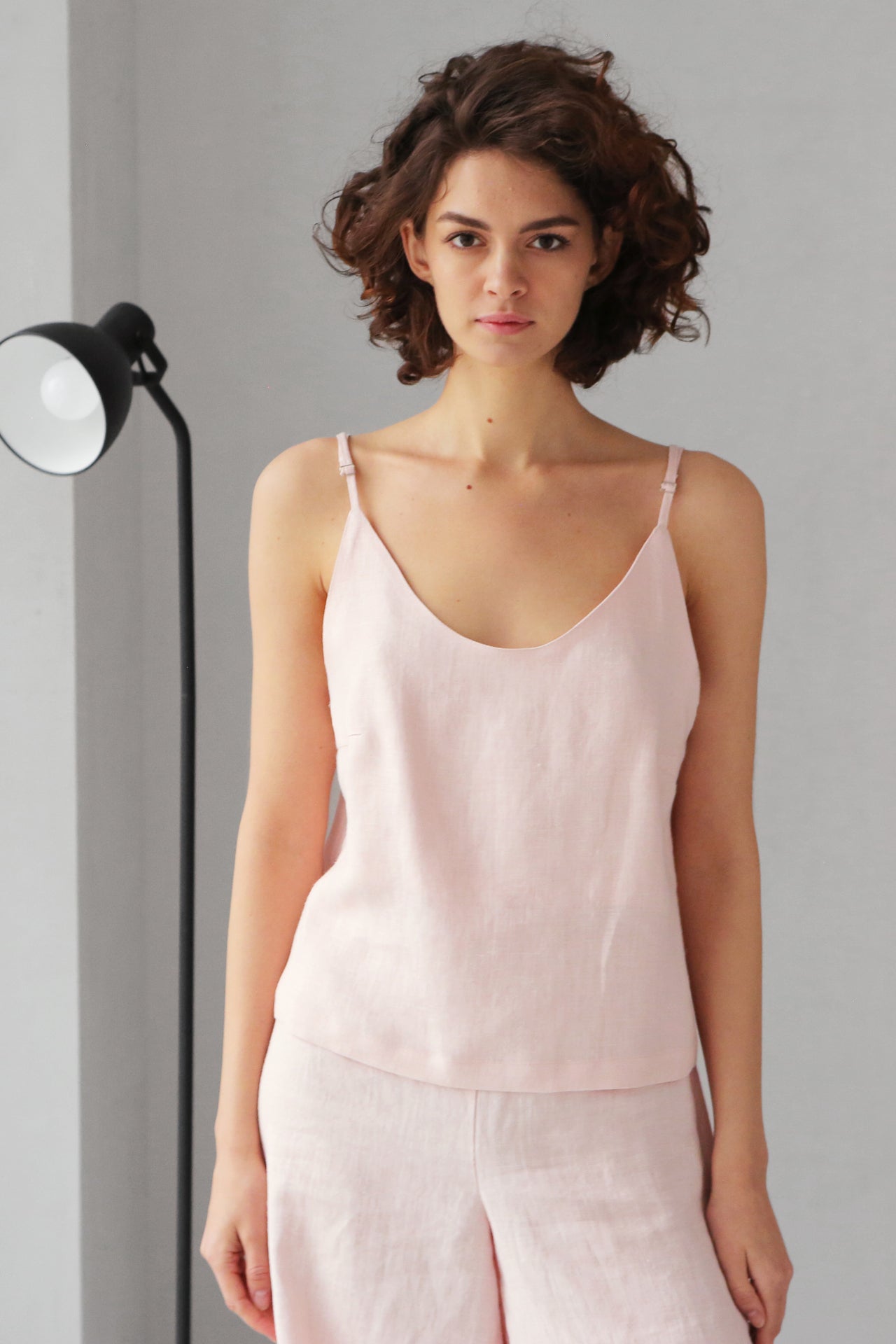 Linen Round-Neck Tank Top CAMELLIA in Light-pink