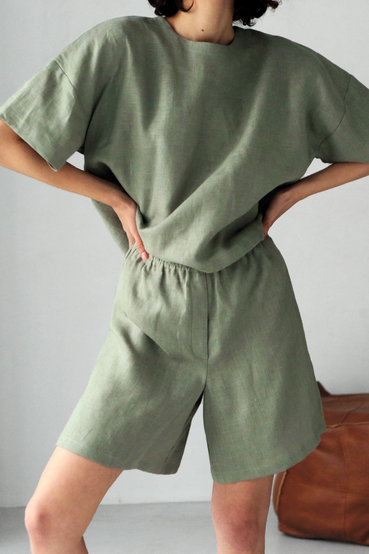 Women's Linen T-Shirt ASTER in Olive