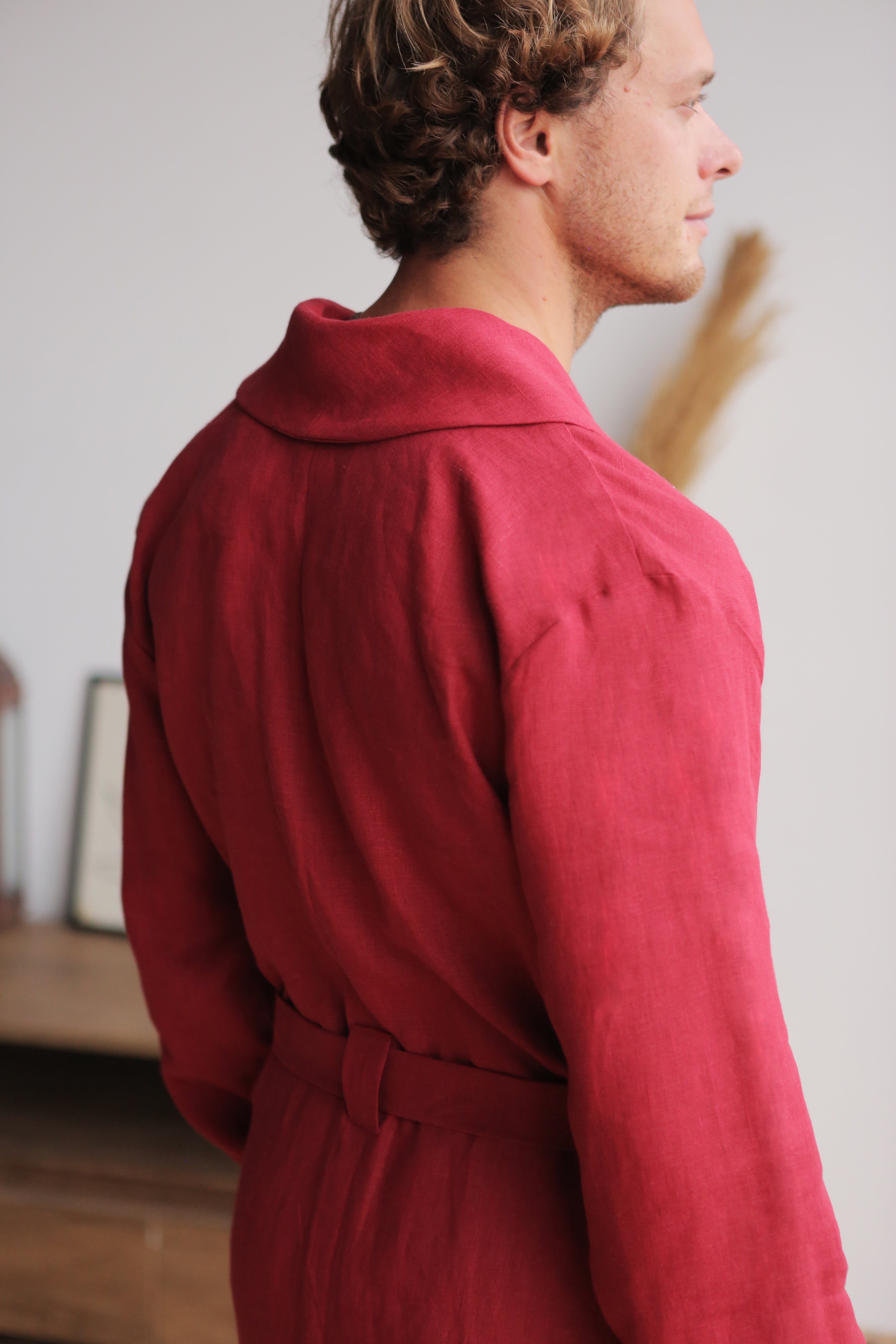 Men’s linen bathrobe JUNIPER LONG in Red