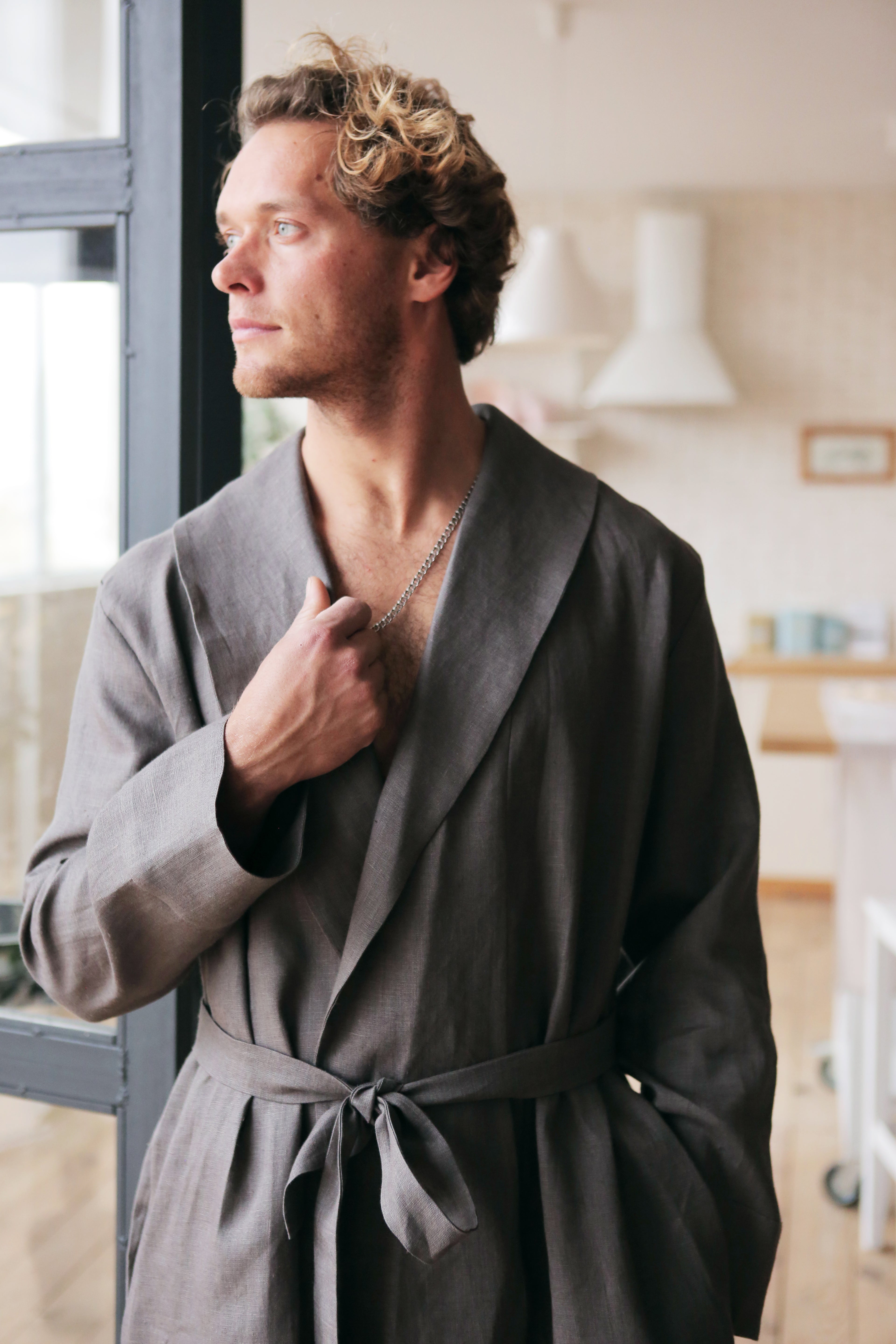 Men’s linen bathrobe JUNIPER LONG in Dark grey