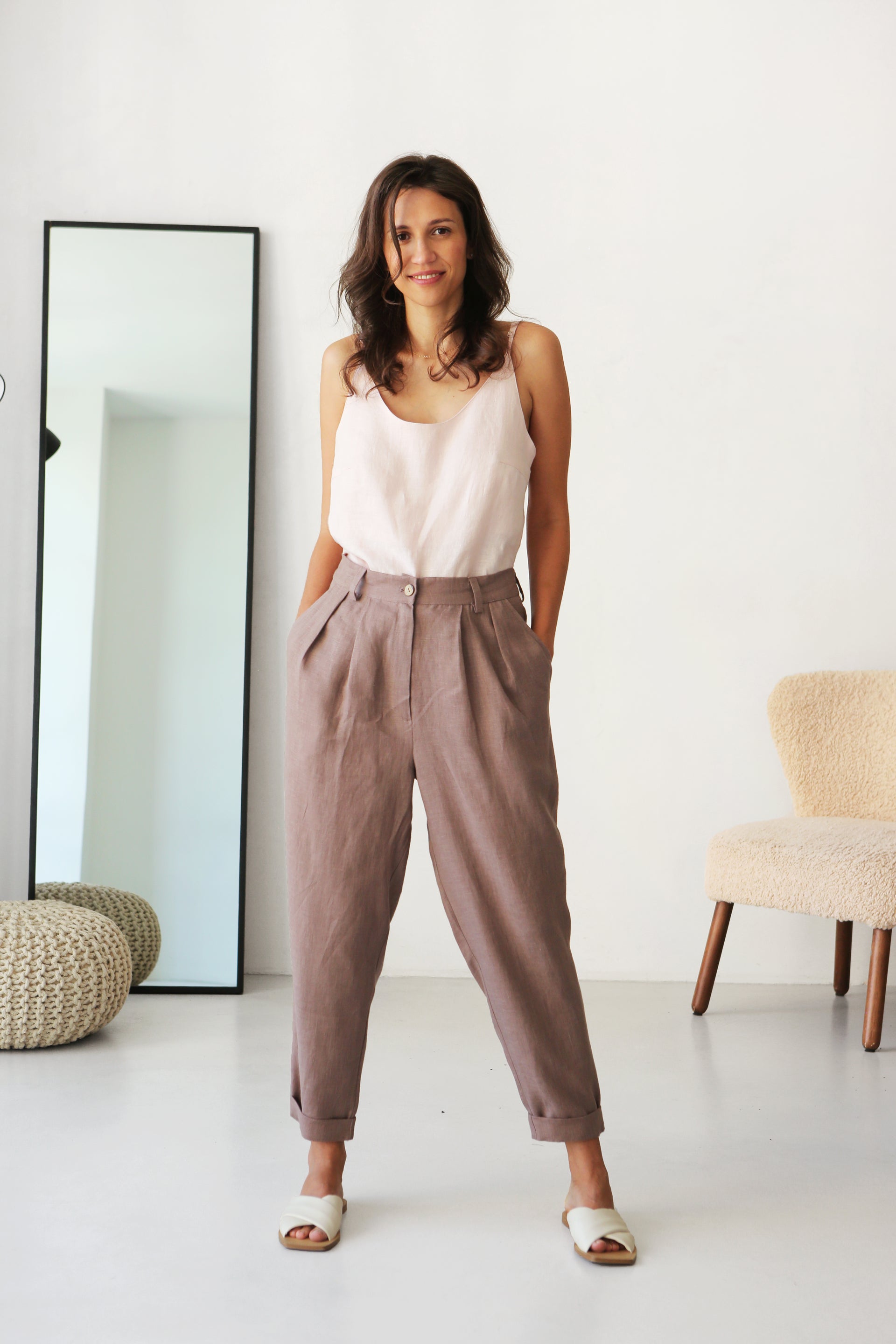 Women’s Linen Pants with Pleats CEDAR in Latte