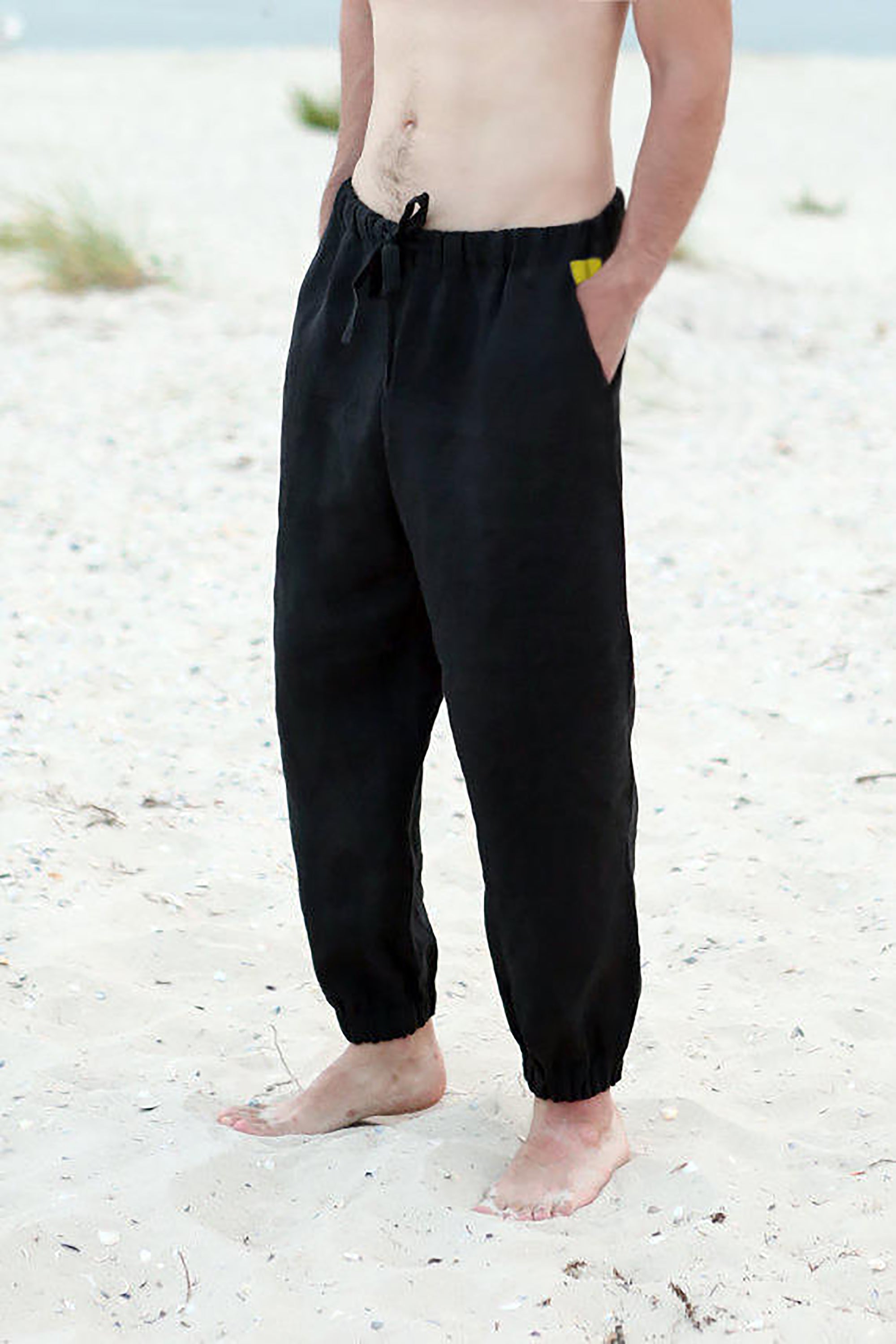 Men’s linen pants MOUNTAIN ASH in Black, Yellow pockets