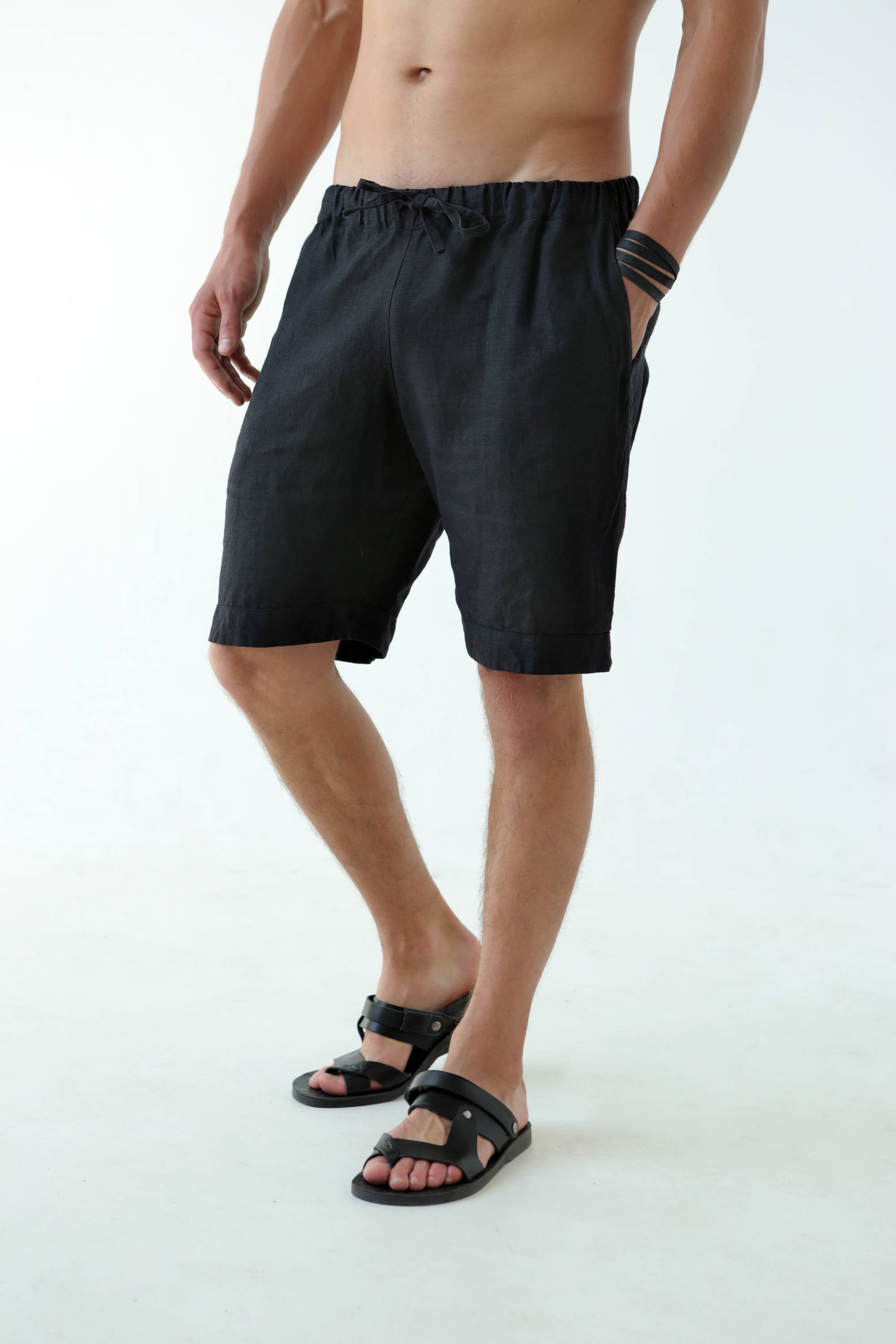 Men’s linen shorts ASH in Black