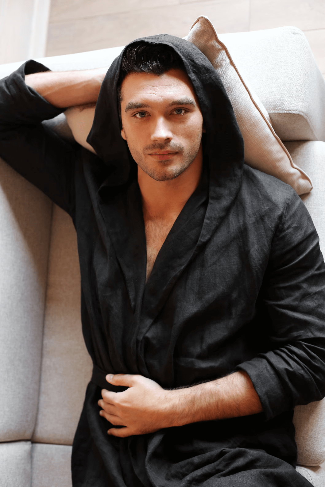 Men’s linen bathrobe with a hood EVERGREEN in Black