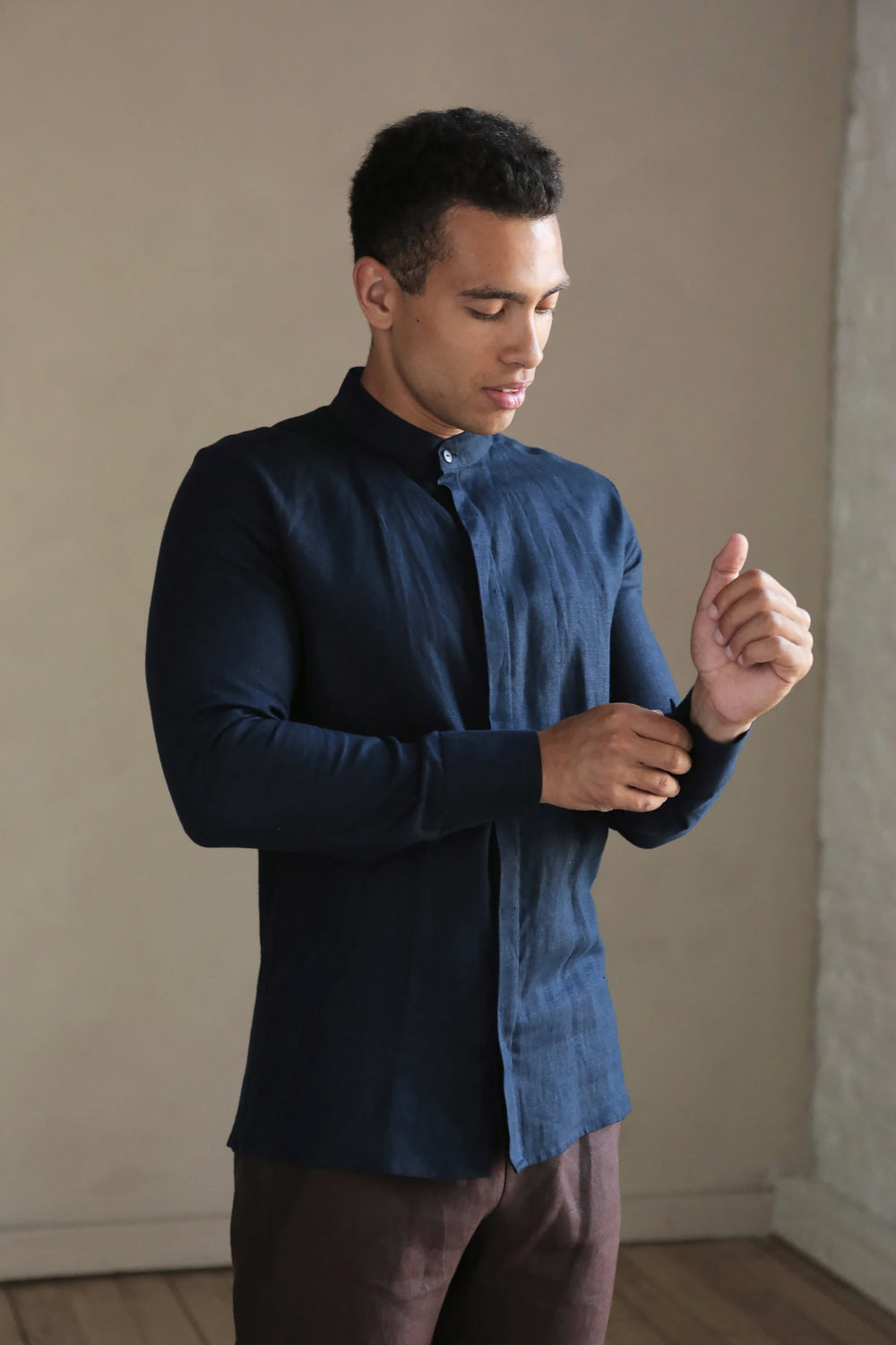 Men’s Linen Shirt OLIVE in Dark blue