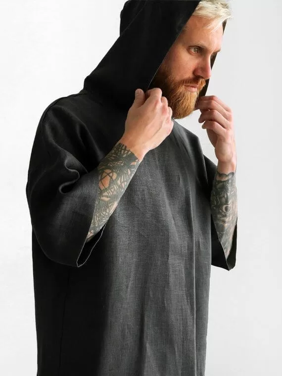 linen t-shirt with a hood, black